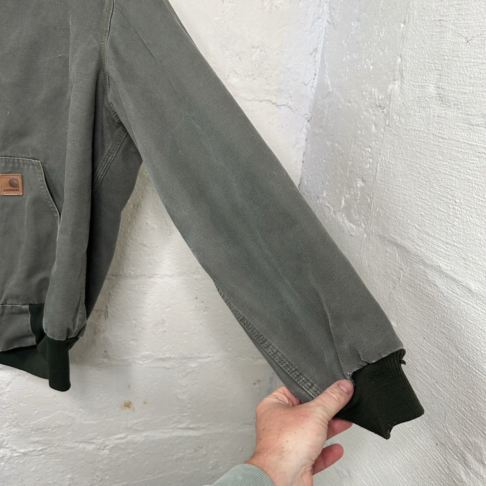 Vintage Carhartt Quilted Hooded Active Jacket “Moss Green” J280 MOS Men’s Medium