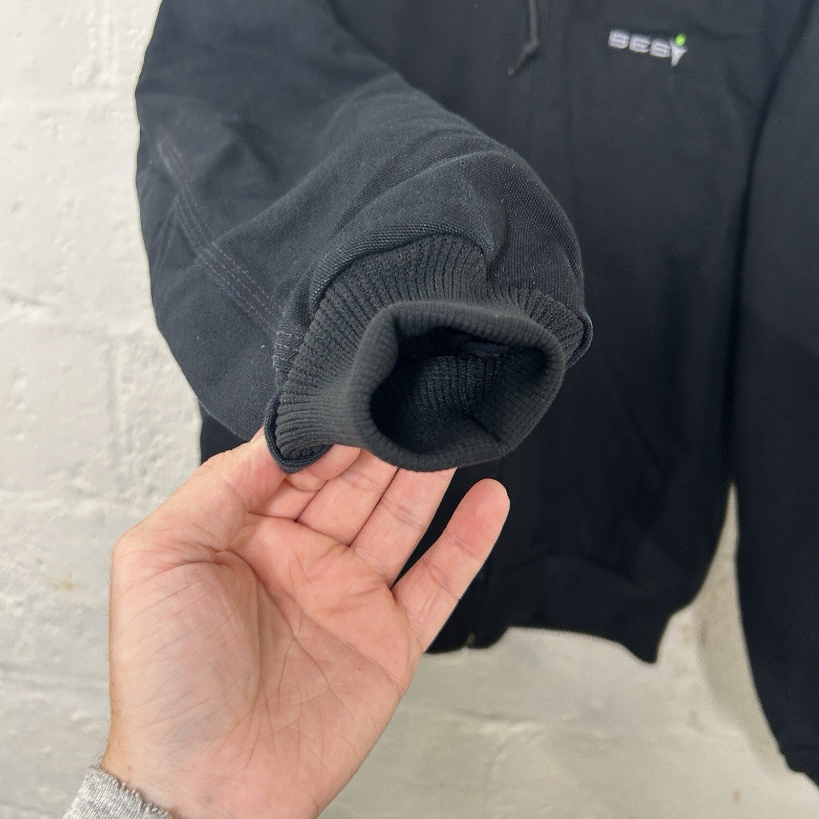 Vintage Carhartt Quilted Hooded Active Jacket “Black” J140 BLK Men’s Small