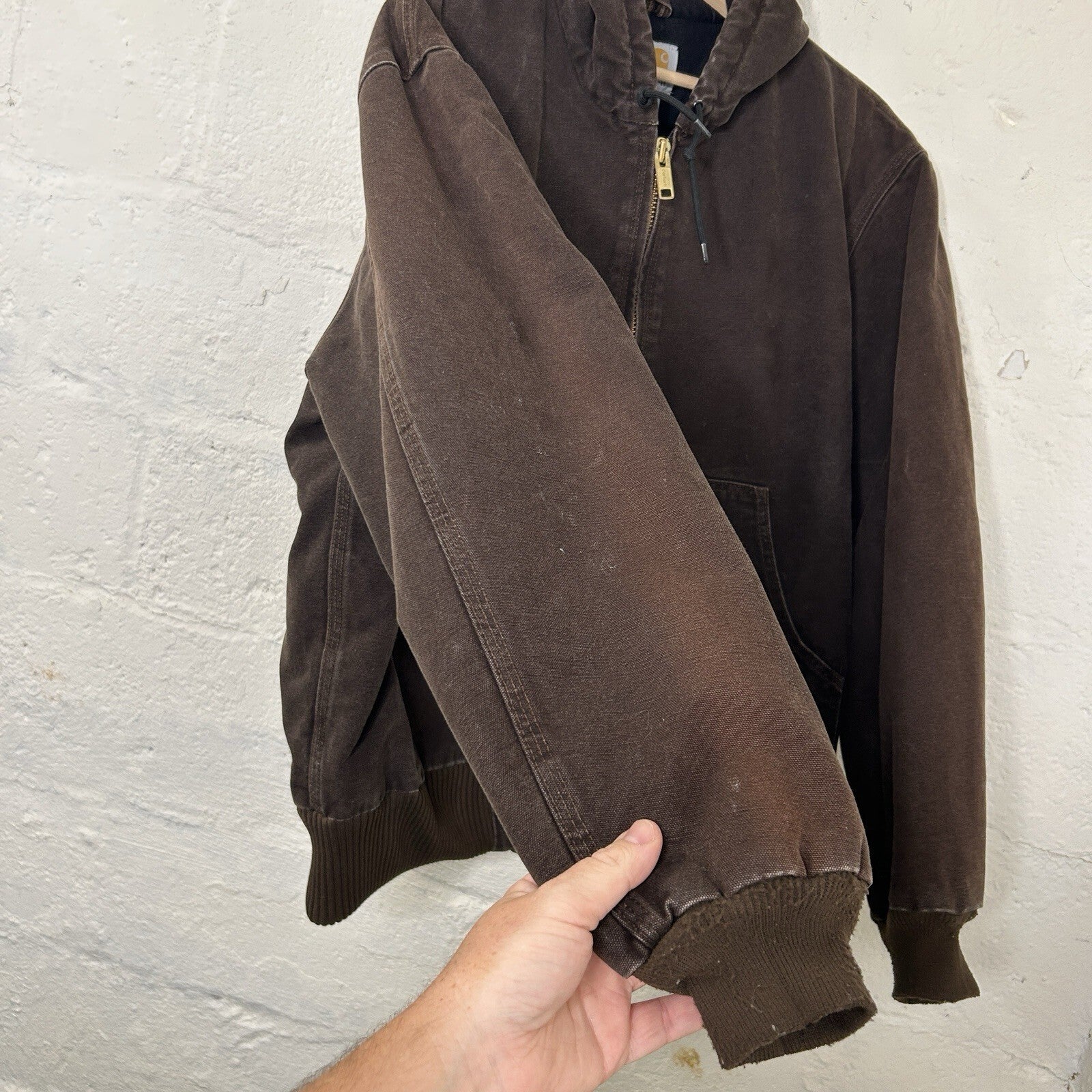 Vintage Faded Carhartt Hooded Active Jacket “Dark Brown” J130 DKB Men’s Large
