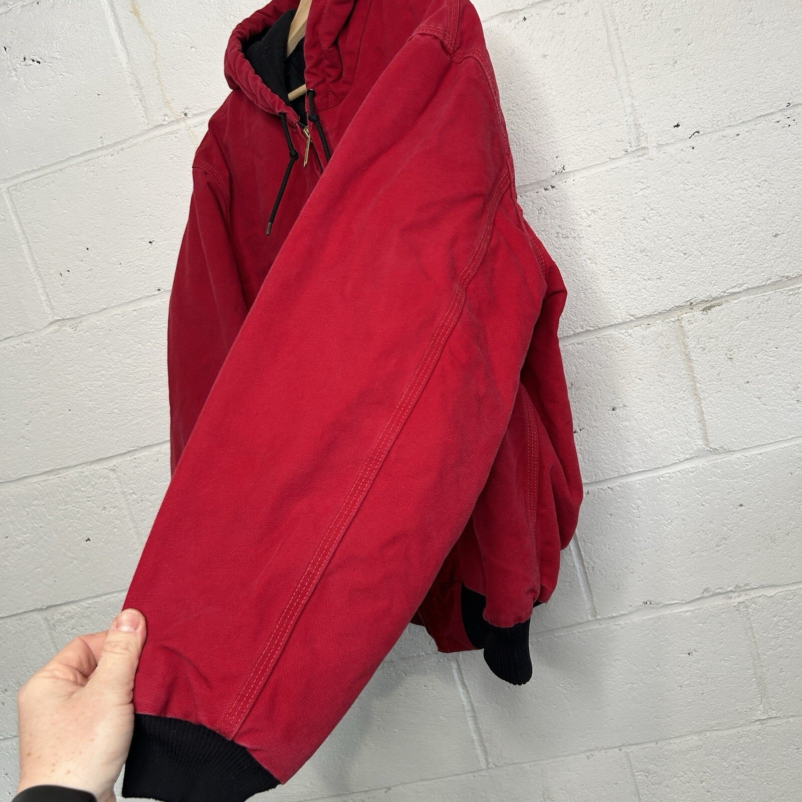 Vintage Carhartt Quilted Hooded Active Jacket “Red” J04 RED Men’s Large