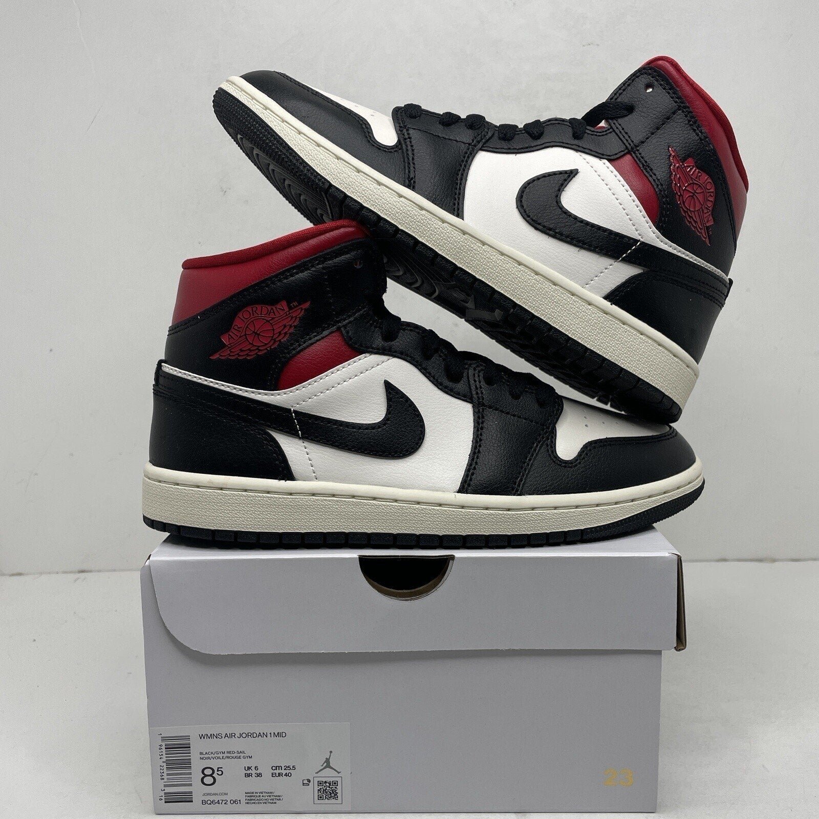 Nike Air Jordan 1 Mid Retro WMNS Black Gym Red Sail BQ6472-061 Women's 8.5 New