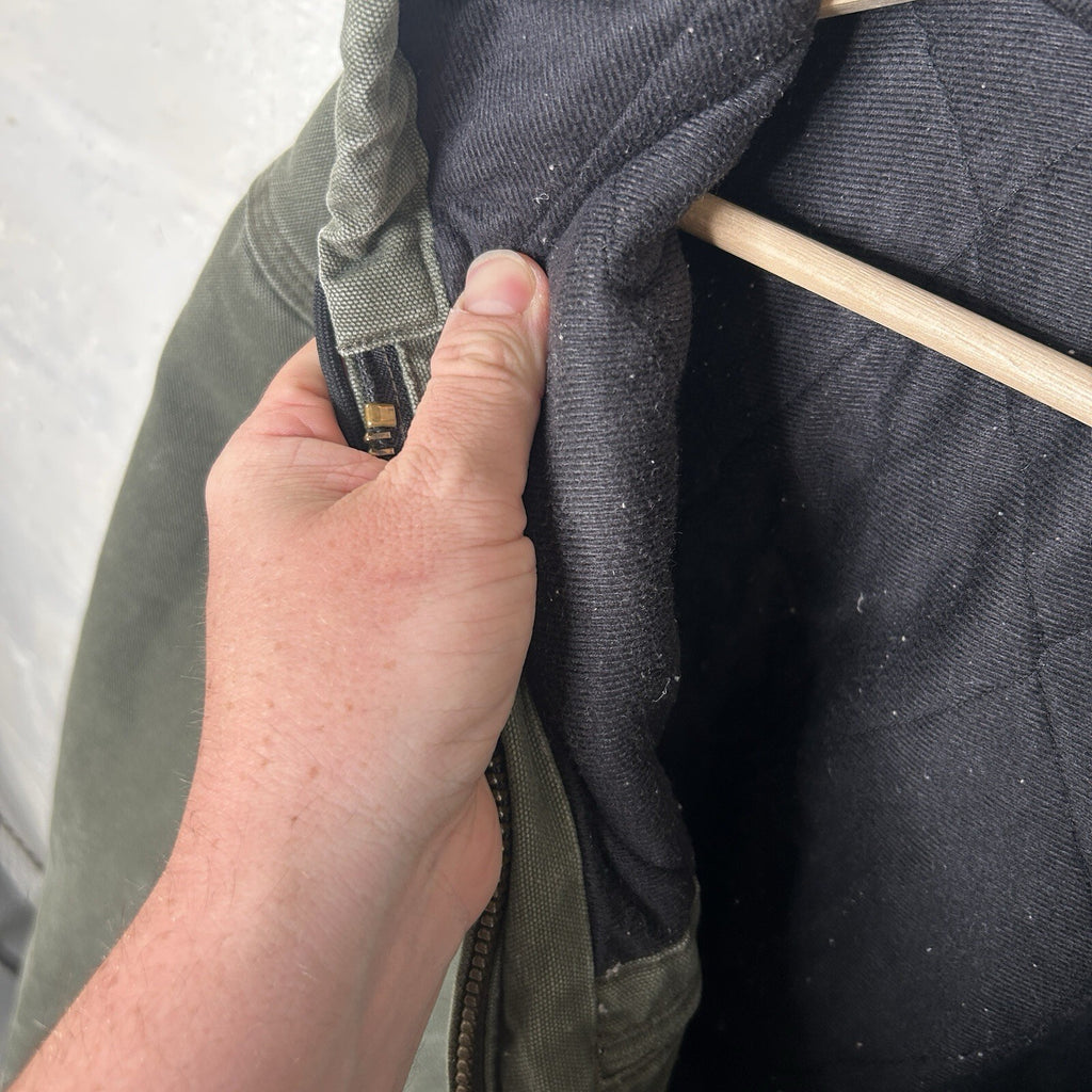 Vintage Carhartt Quilted Active Jacket “Army Green” J130 ARG Men’s Medium