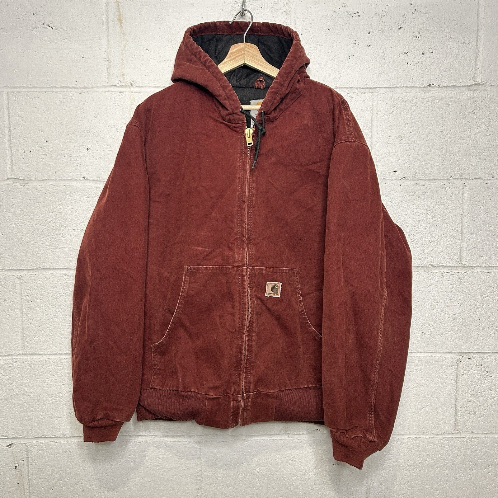 Vintage Carhartt Quilted Hooded Active Jacket “Clay Red” J130 CLY Men’s X-Large