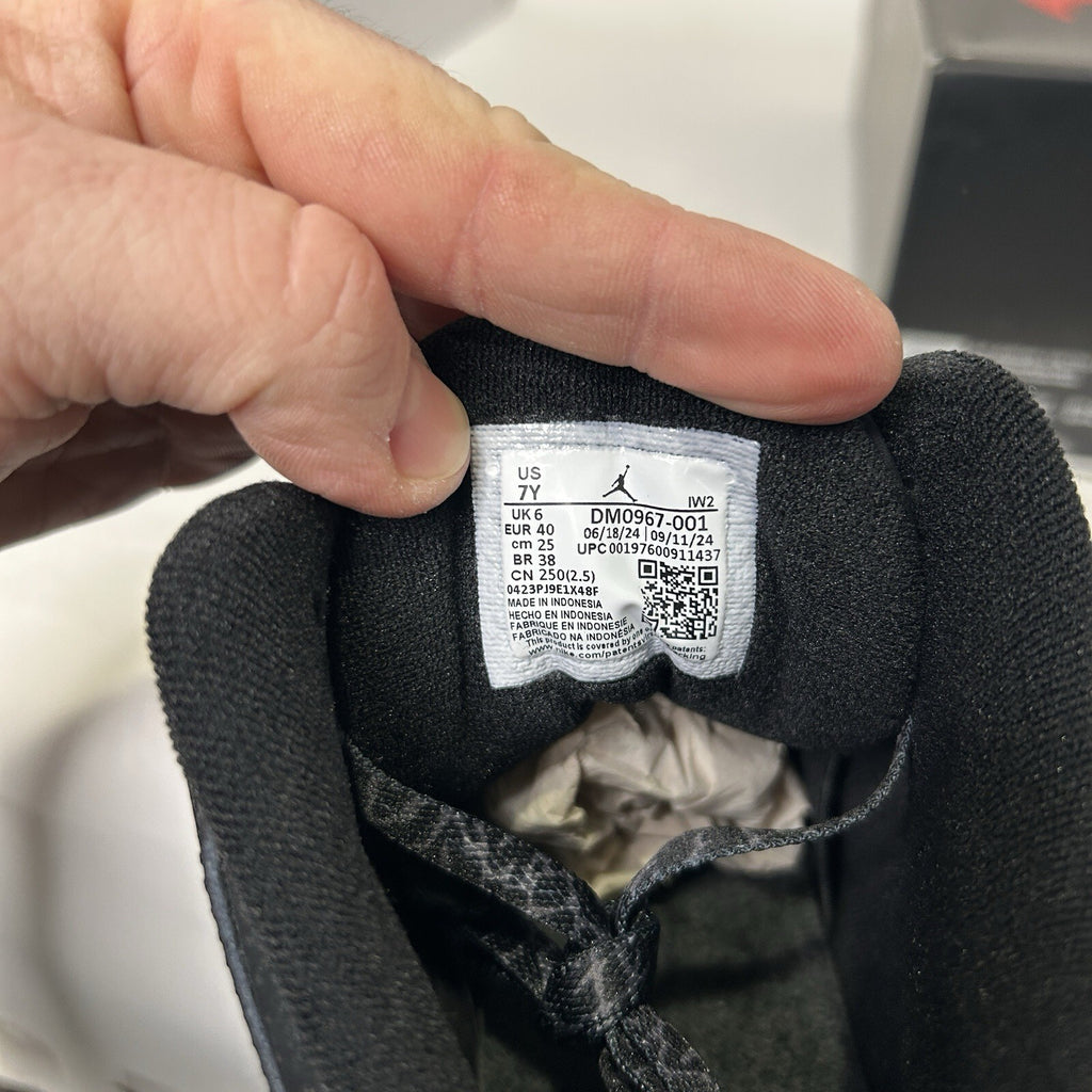 Nike Air Jordan 3 Retro (GS) Shoes "Black Cat" Black DM0967-001 7Y New