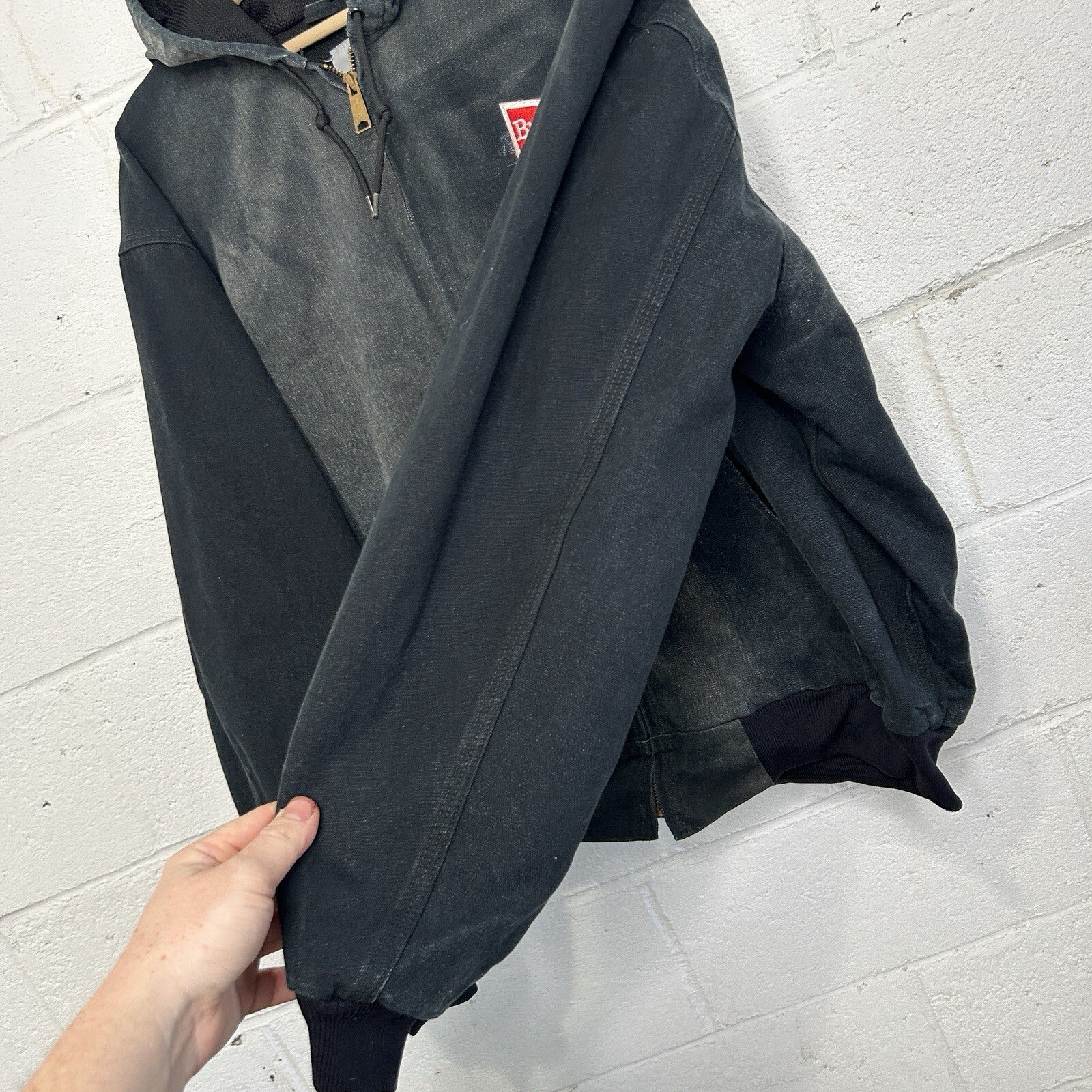 Carhartt Thermal Hooded Active Jacket “Black” Budweiser J131 BLK Men’s XL