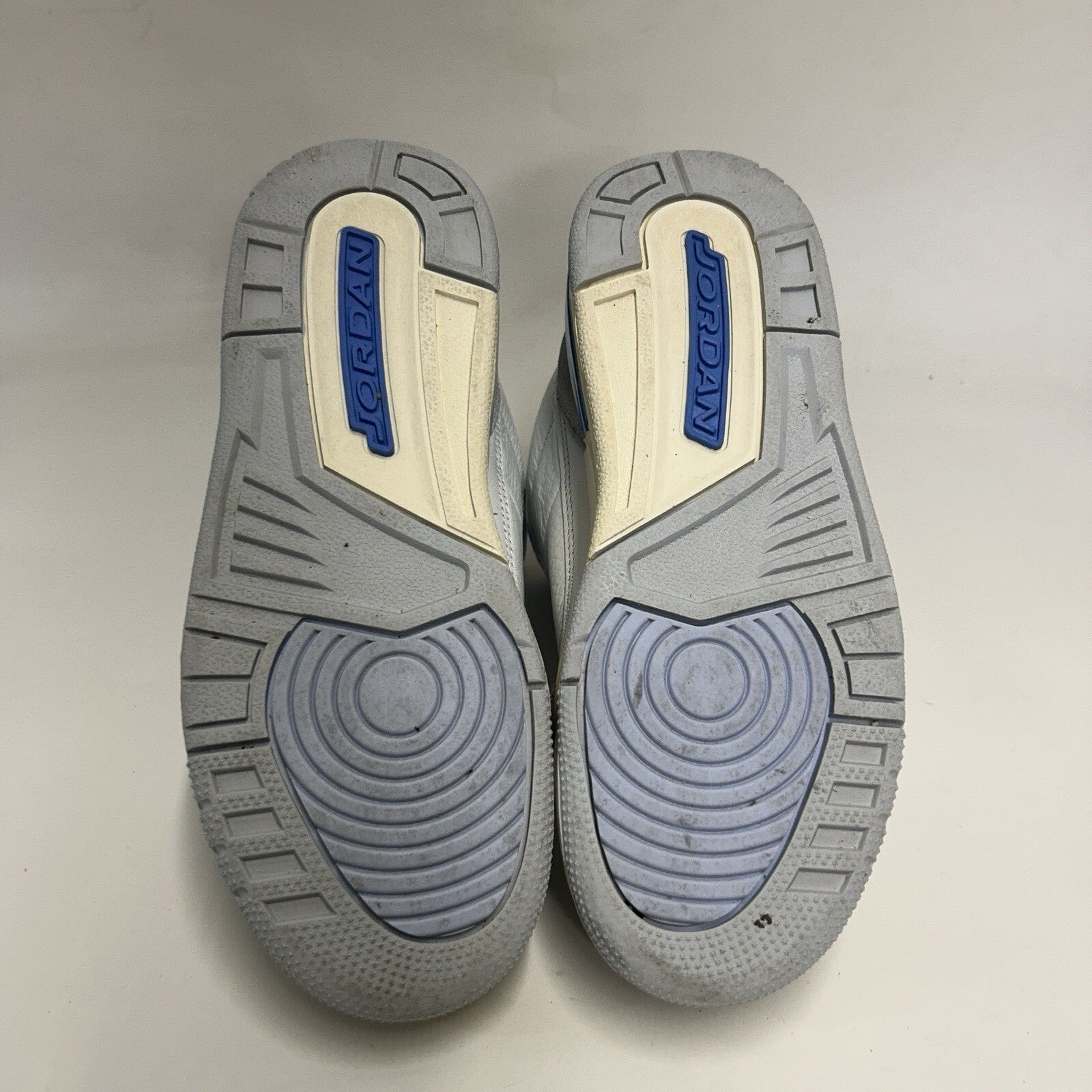 Nike Air Jordan 3 Retro GS “White Blue/Lucky Shorts” DM0967-101 5.5Y/Women’s 7