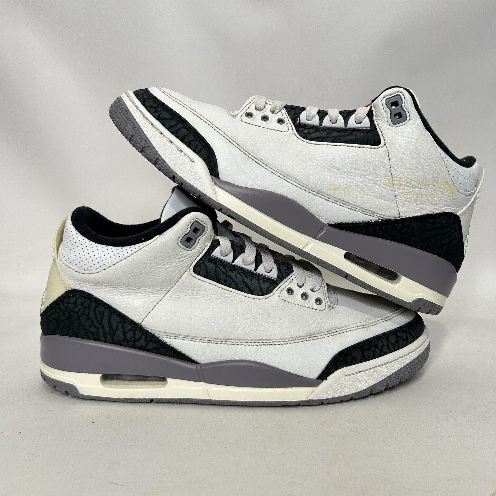 Nike Air Jordan 3 Retro “Cement Grey White Fire Red” CT8532-106 Men’s 10.5 Worn