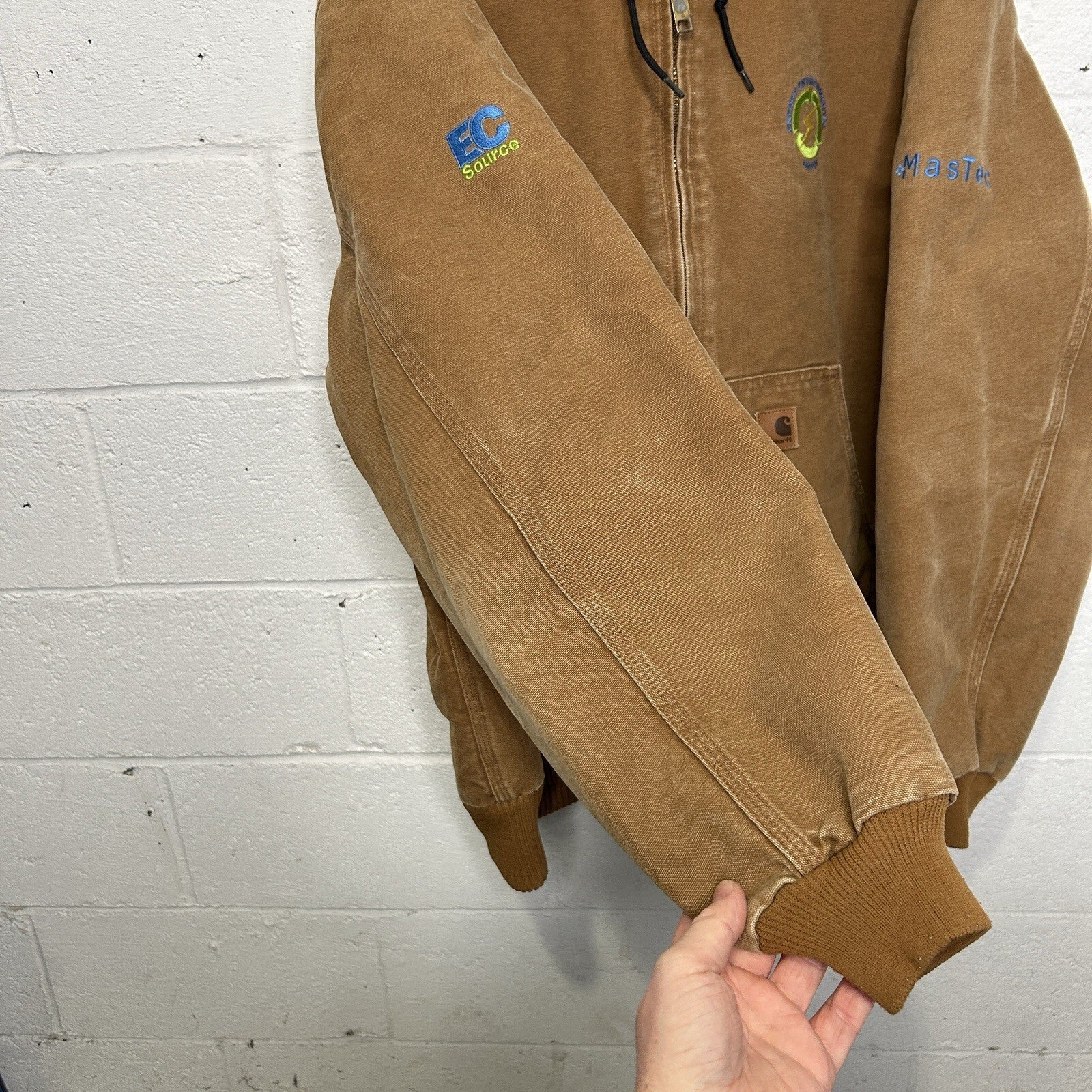Carhartt Hooded Quilt-Lined Active Jacket “Brown” J130-211 Men’s X-Large