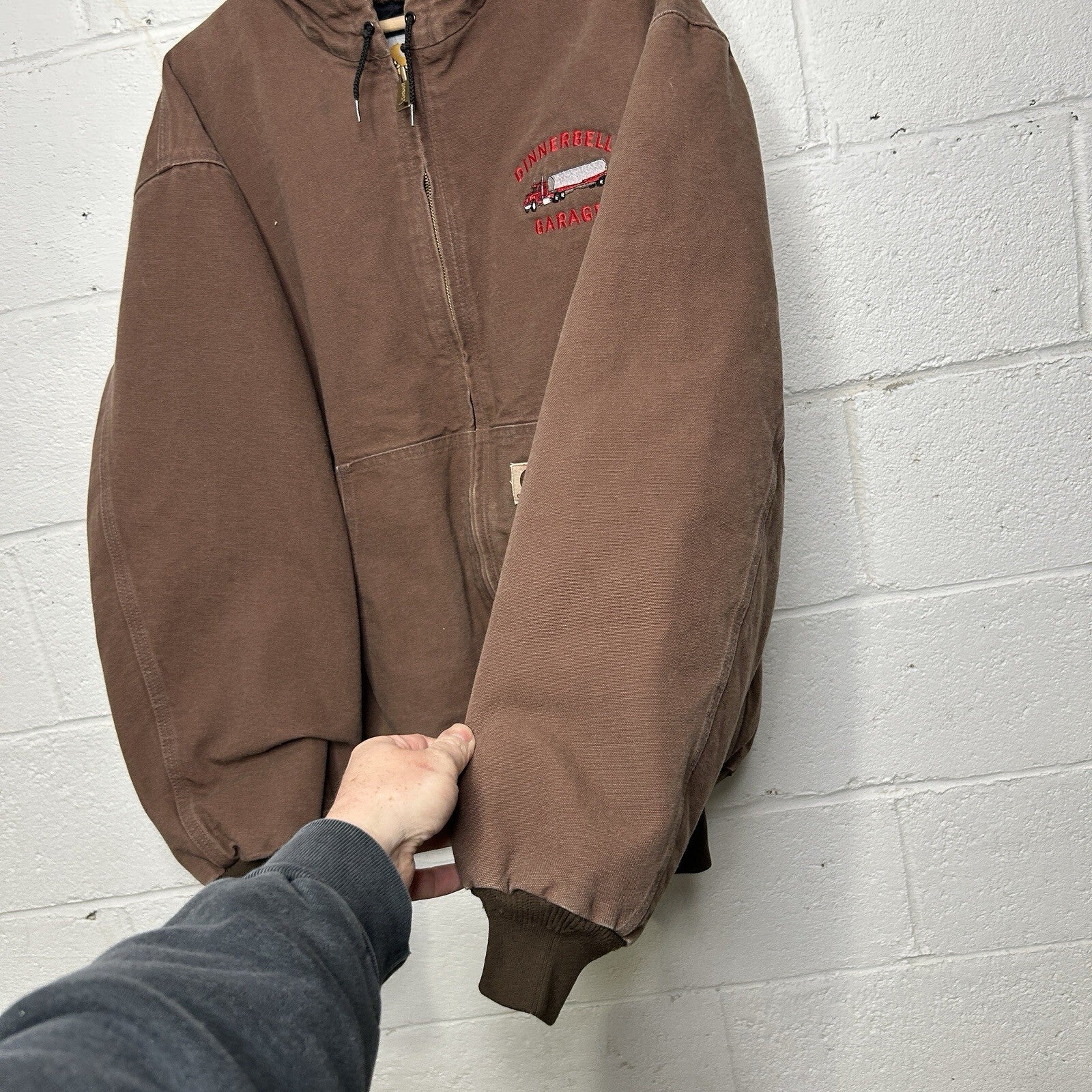 Vintage Carhartt Quilted Hooded Active Jacket “Chesnut” J269 CHT Men’s X-Large