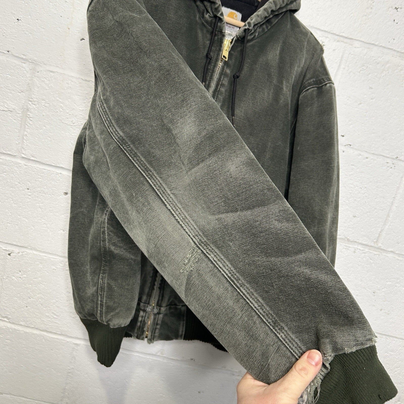 Vintage Carhartt Quilted Hooded Active Jacket “Moss Green” J130 MOS Men’s Large