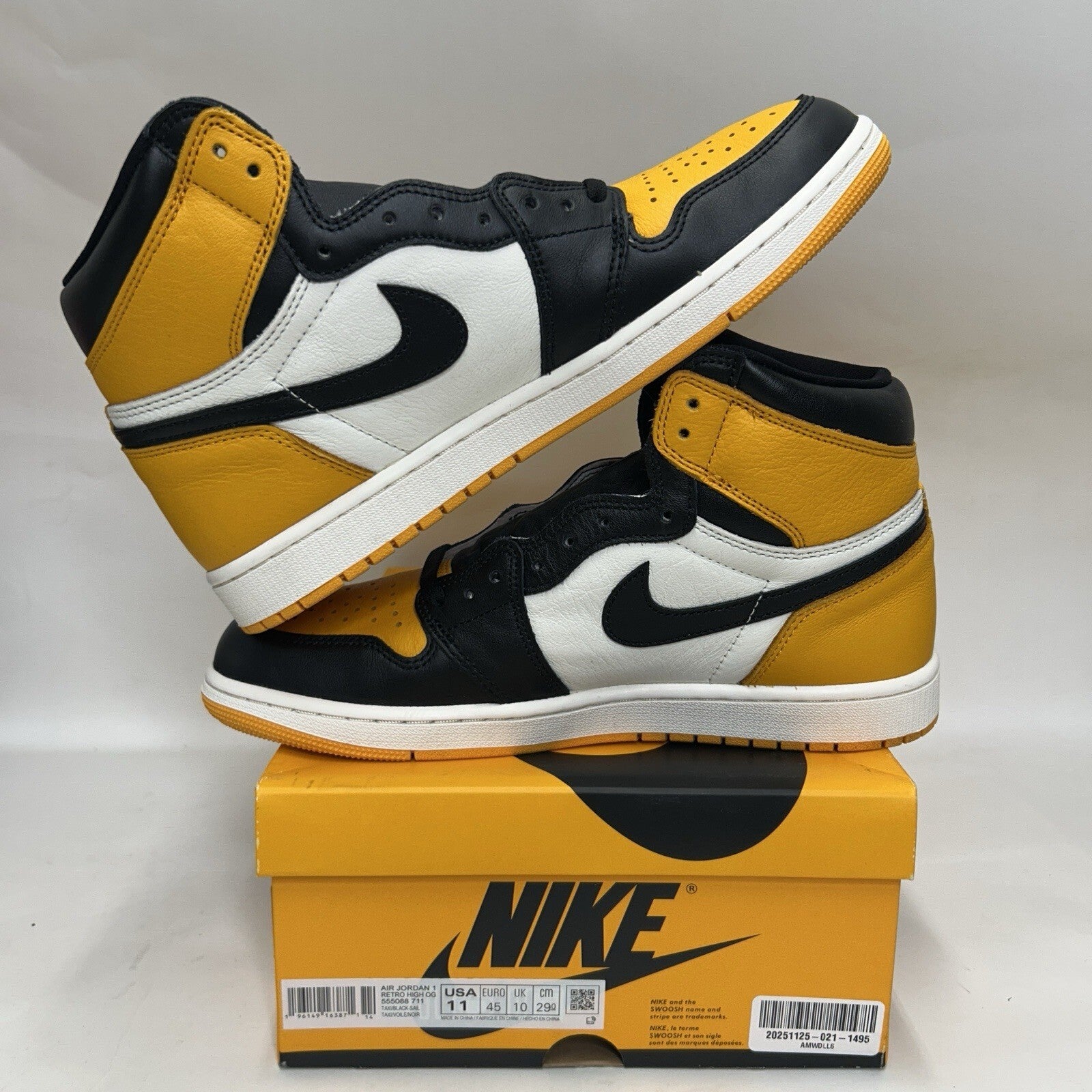 Nike Air Jordan 1 Retro High OG “Taxi/Black-Sail” 555088-711 Men’s 11 Worn