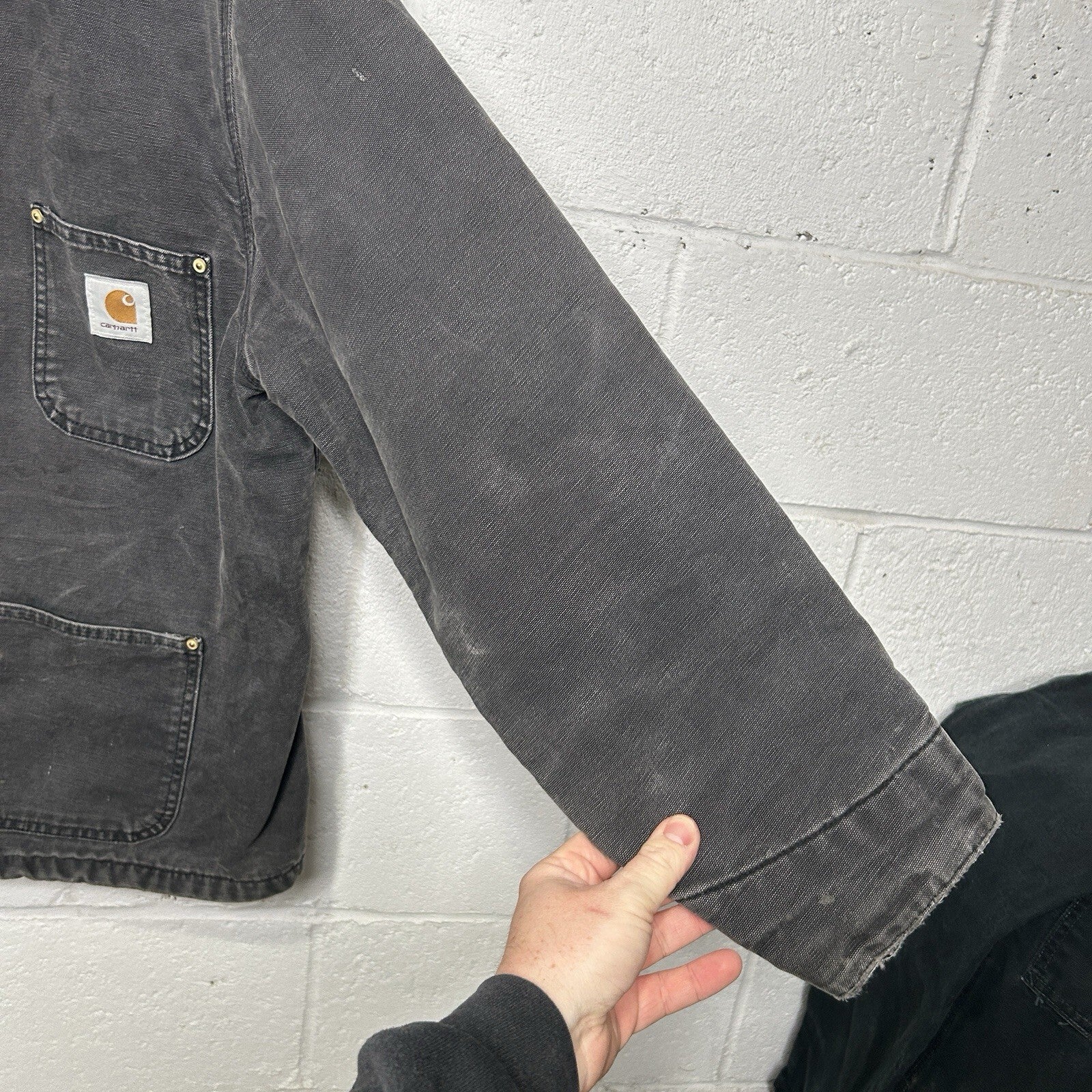 Vintage Faded Carhartt Blanket-Lined Chore Coat “Black” C01 BLK Men’s Large
