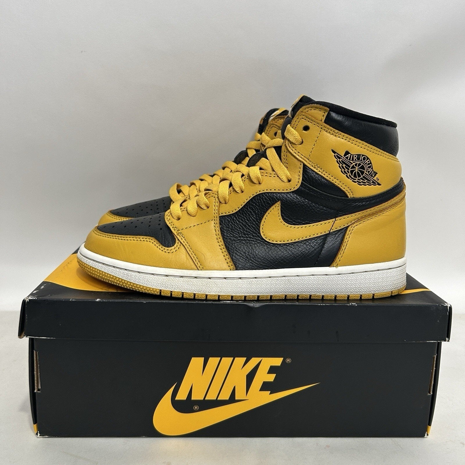 Nike Air Jordan 1 Retro High OG “Pollen” 555088-701 Men’s 8.5 Worn