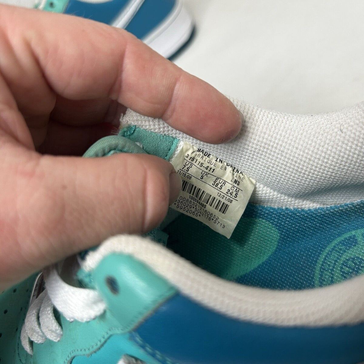 Nike Shoes Air Force 1 07’ WMNS “Azure Teal Tropical” 2024