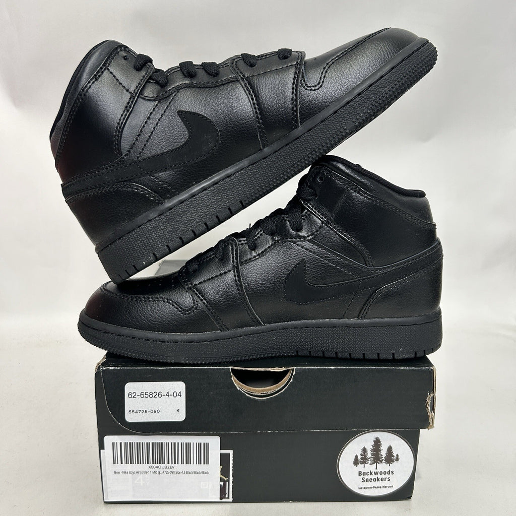 Nike Air Jordan 1 Mid GS “Deep Black Nubuck Swoosh” 554725-090 4.5Y/Women’s 6