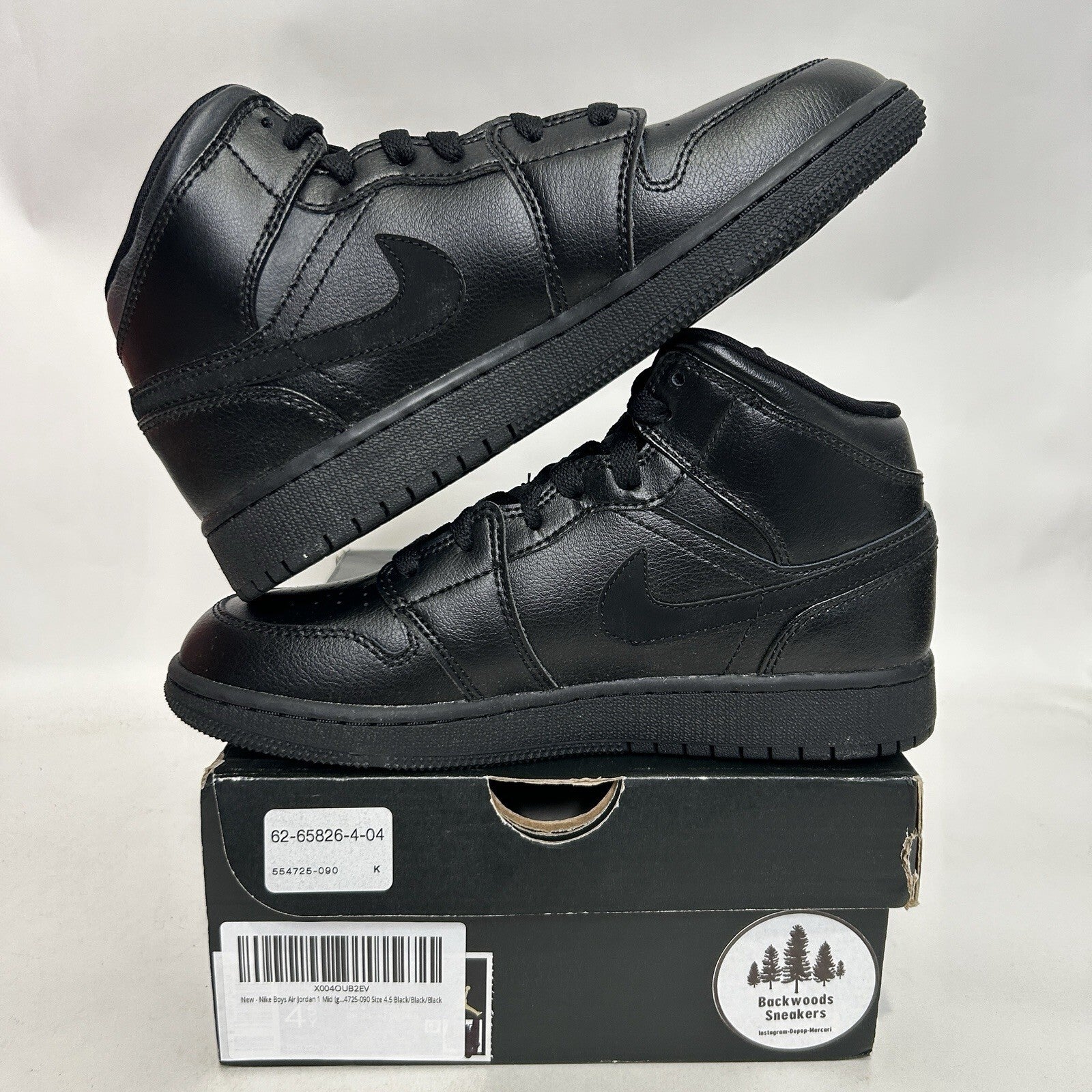 Nike Air Jordan 1 Mid GS “Deep Black Nubuck Swoosh” 554725-090 4.5Y/Women’s 6