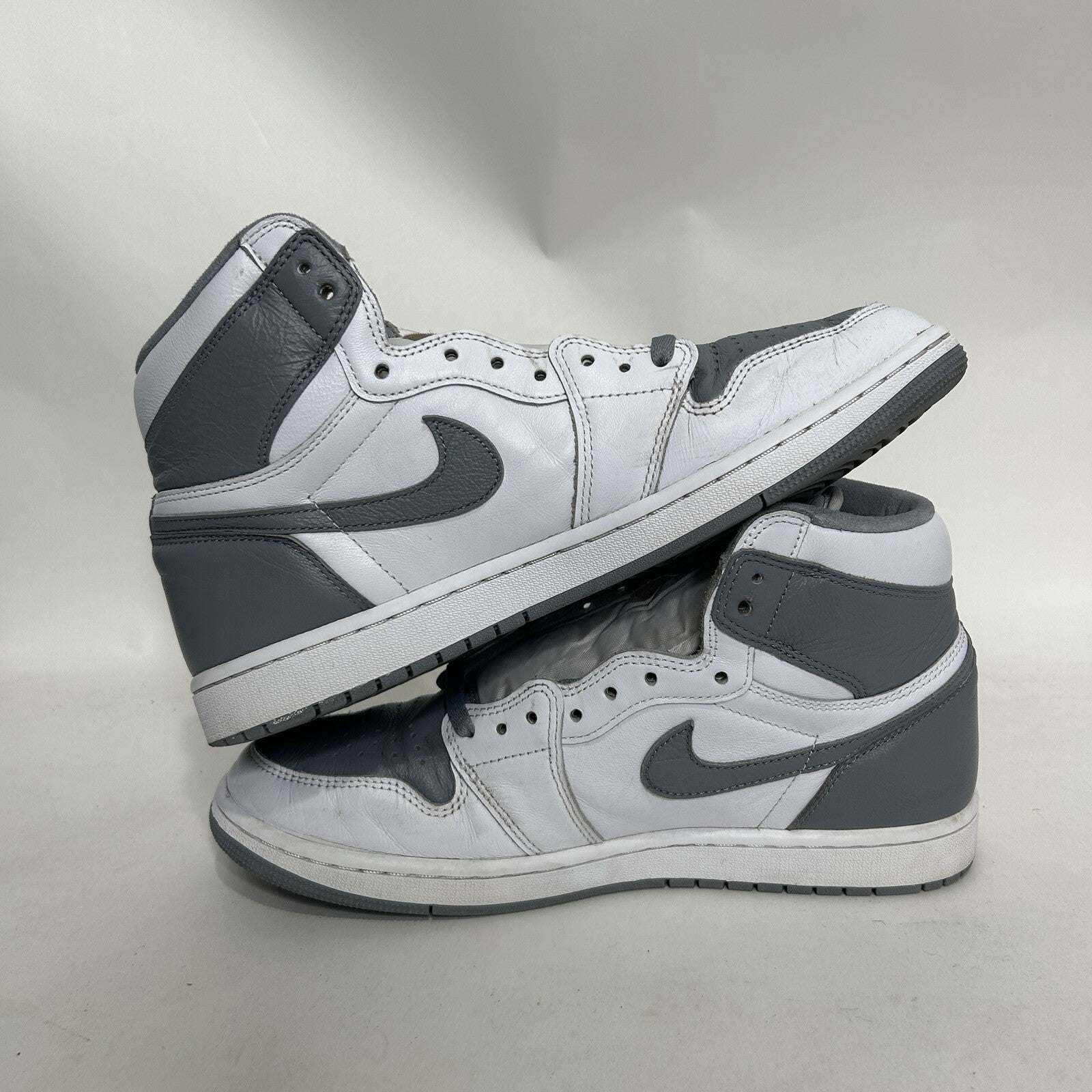 Nike Air Jordan 1 Retro High OG “Stealth White” 555088-037 Men’s 11 Worn