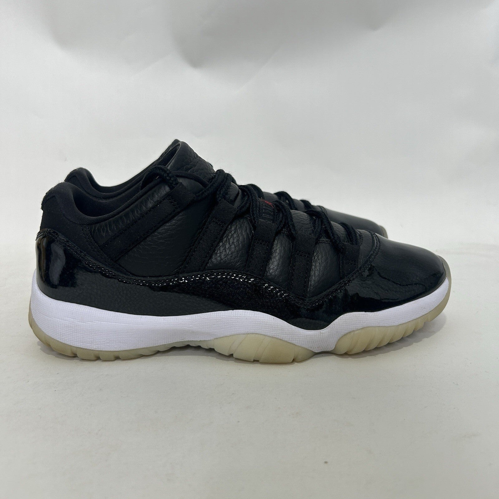 Nike Air Jordan 11 Retro Low “72-10/Black White” AV2187-001 Men’s 8 Worn