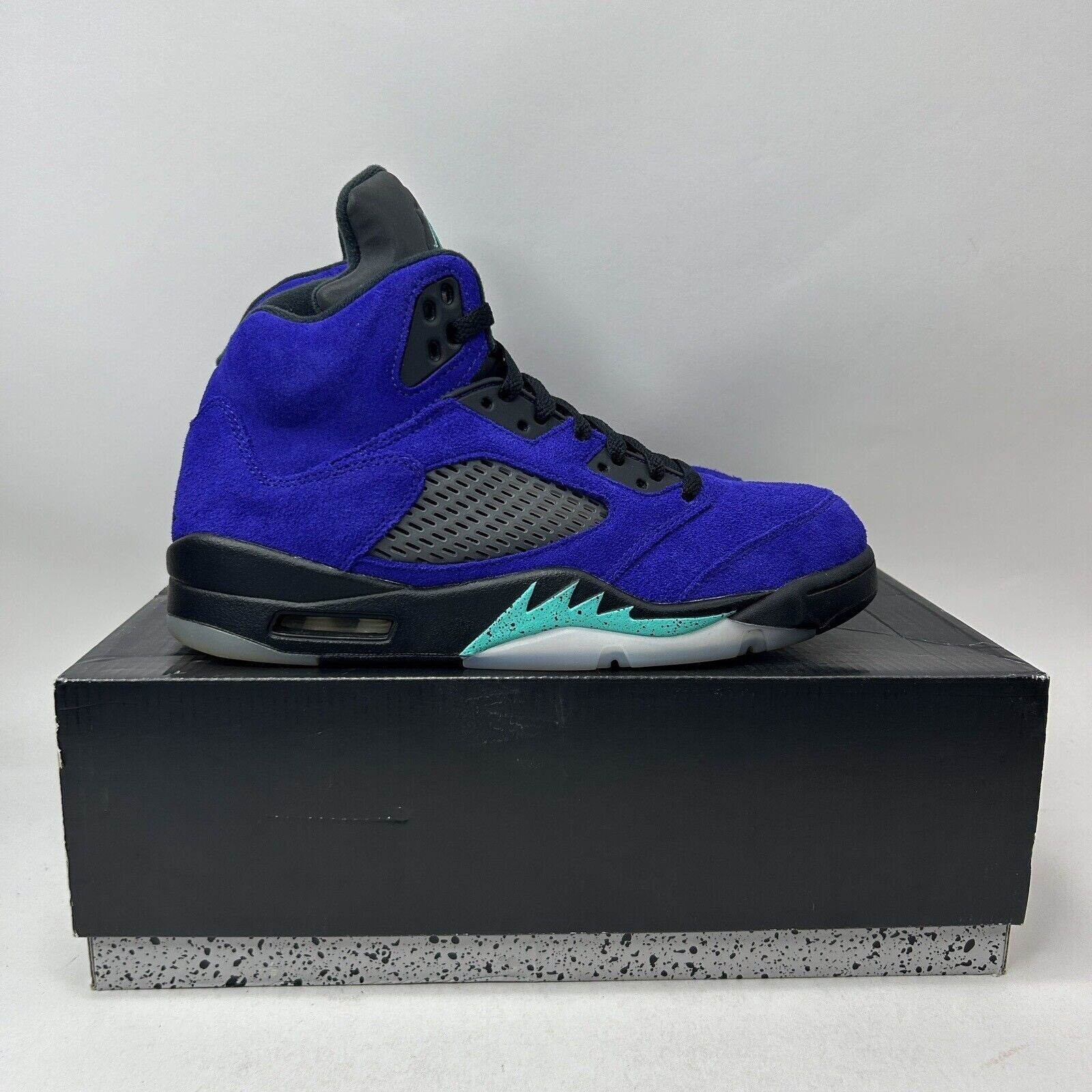 Nike Shoes Air Jordan 5 Retro OG “Alternate Grape” 2023