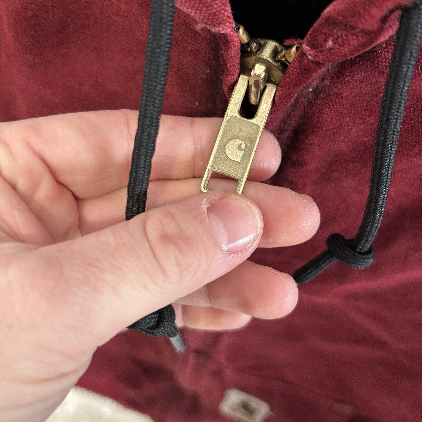 Vintage Carhartt Quilted Hooded Active Jacket “Crimson Red” J130 CRI Men’s Large