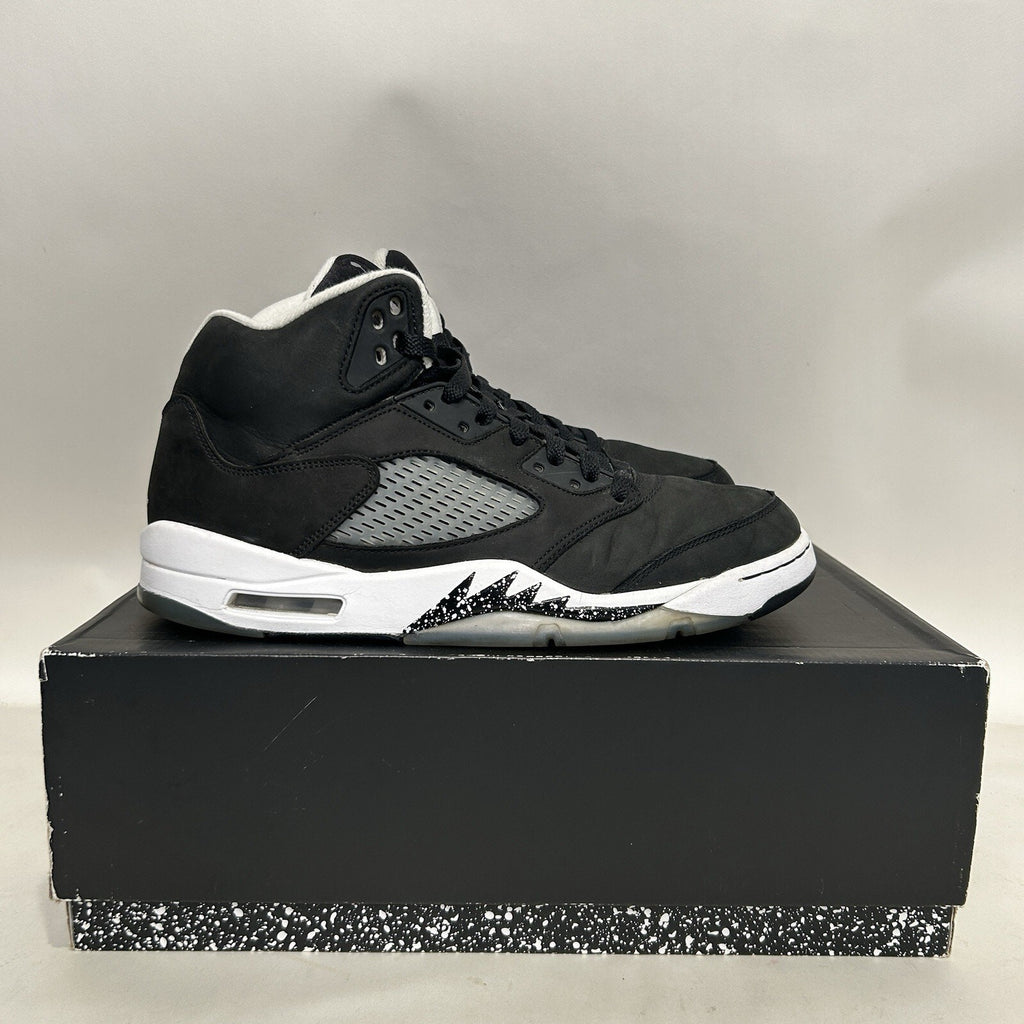 Nike Air Jordan 5 Retro “Moonlight/Oreo” 2021