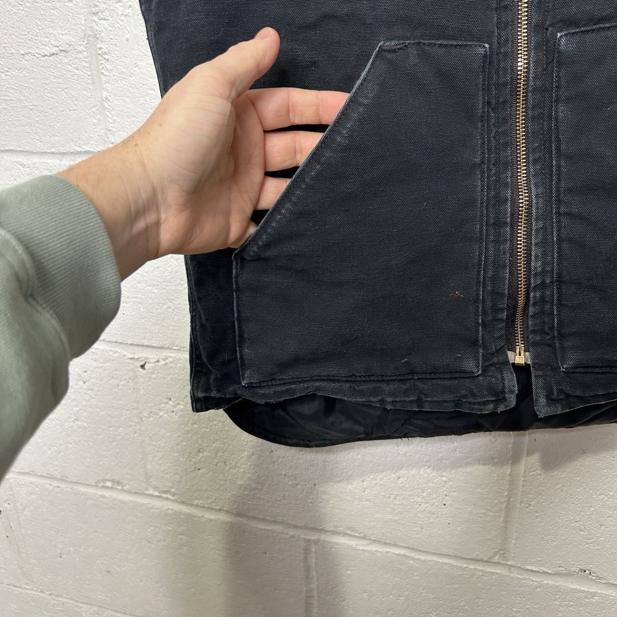 Vintage Faded Carhartt Quilted Canvas Artic Vest “Black” V01 BLK Men’s Small