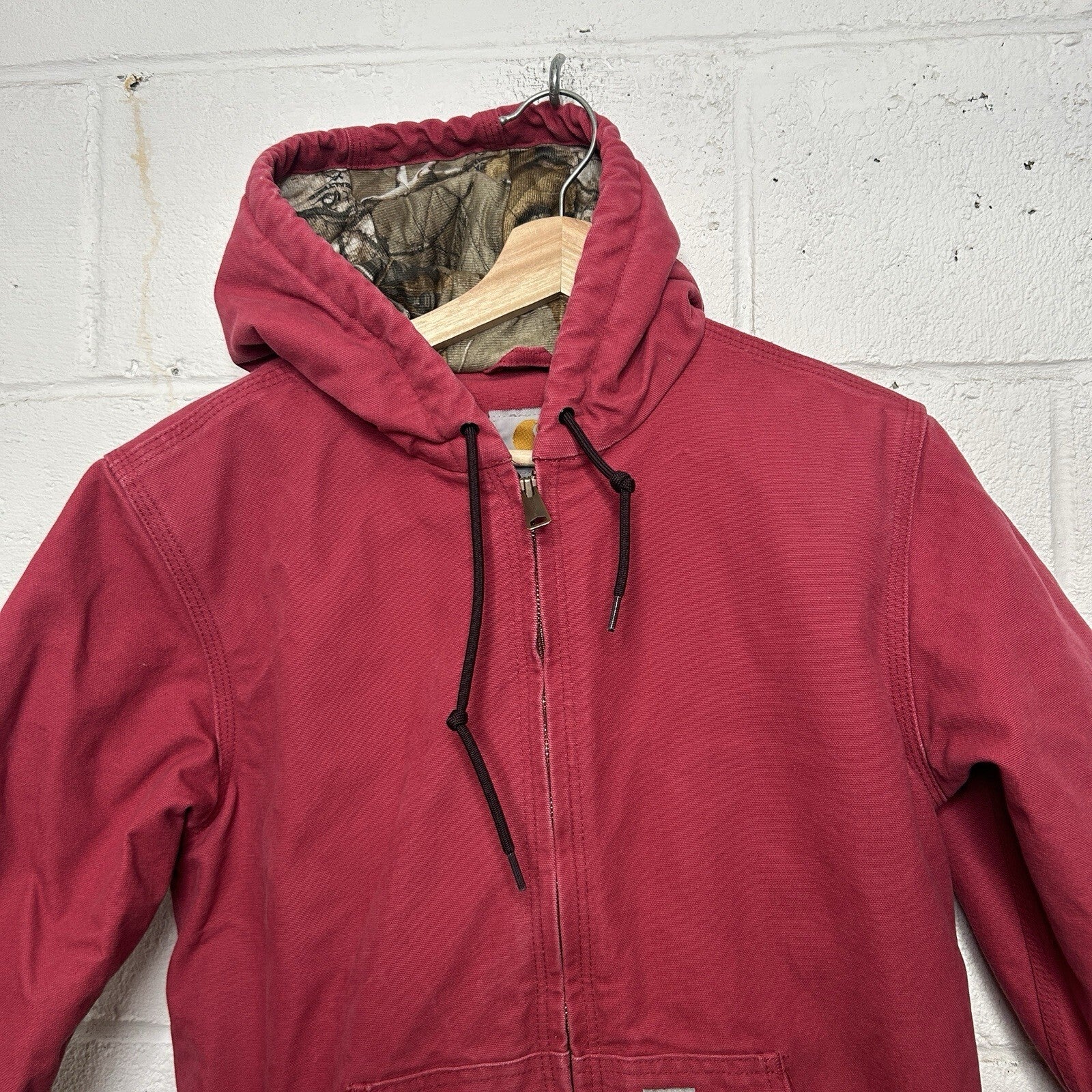 Carhartt Quilted Camo-Lined Hooded Active Jacket “Crabapple” 101732-624 Small