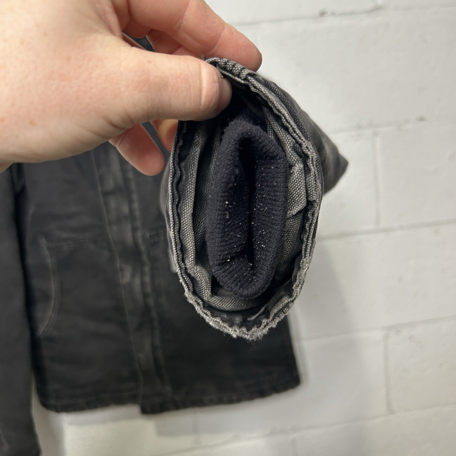 Vintage Carhartt Quilted Artic Jacket “Black” EJ022/J22 BLK Men’s Small