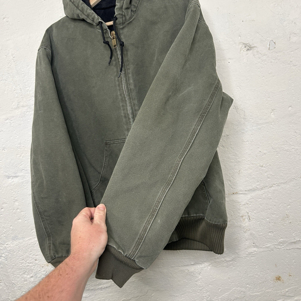 Vintage Carhartt Quilted Active Jacket “Army Green” J130 ARG Men’s Medium