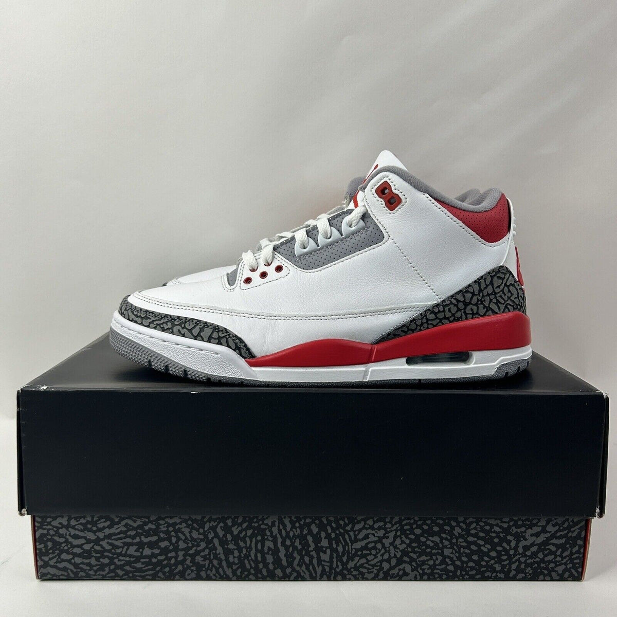Nike Shoes Air Jordan 3 Retro OG “Fire Red” 2024