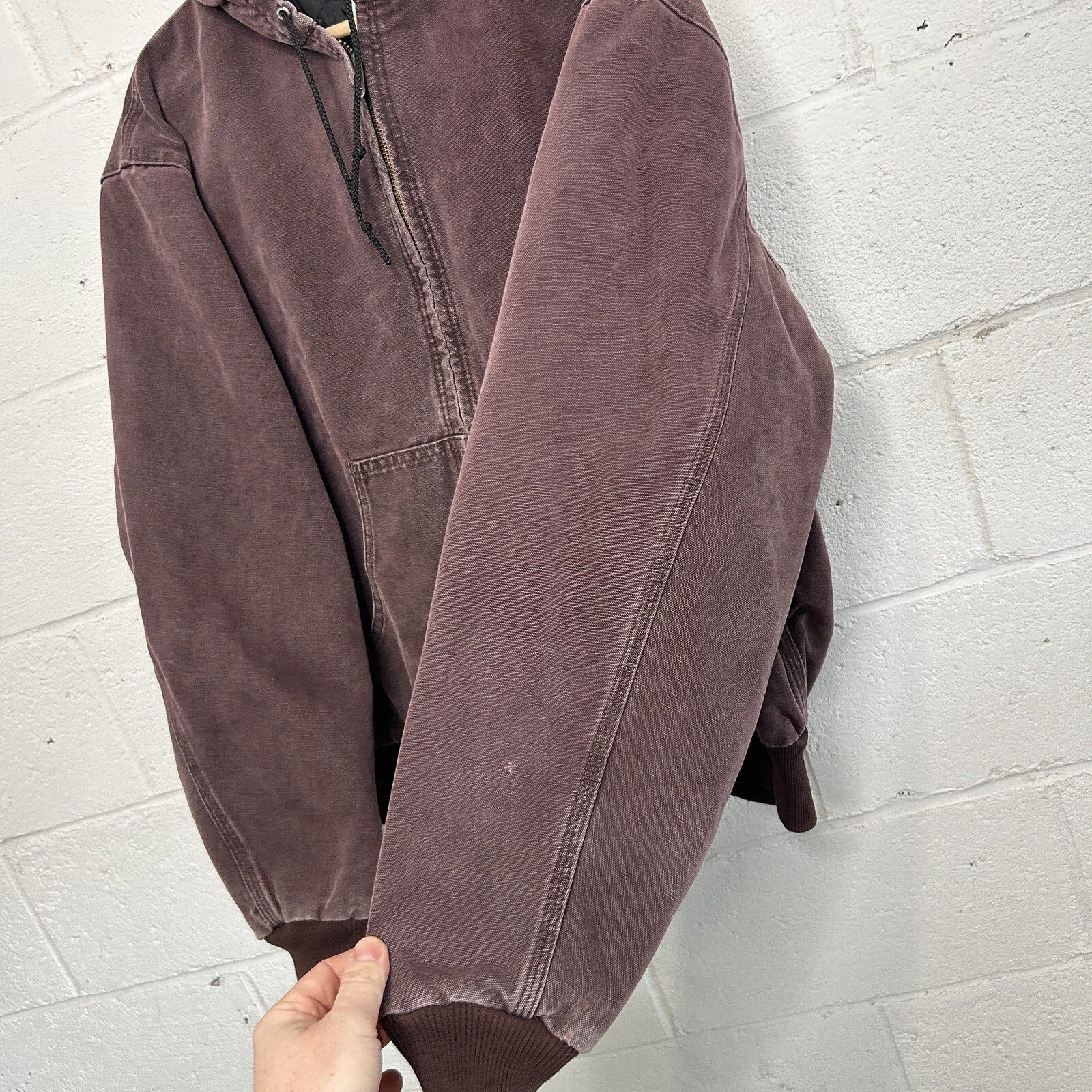 Vintage Carhartt Quilted Hooded Active Jacket “Burgundy/Wine” J06 BRG Men’s XL