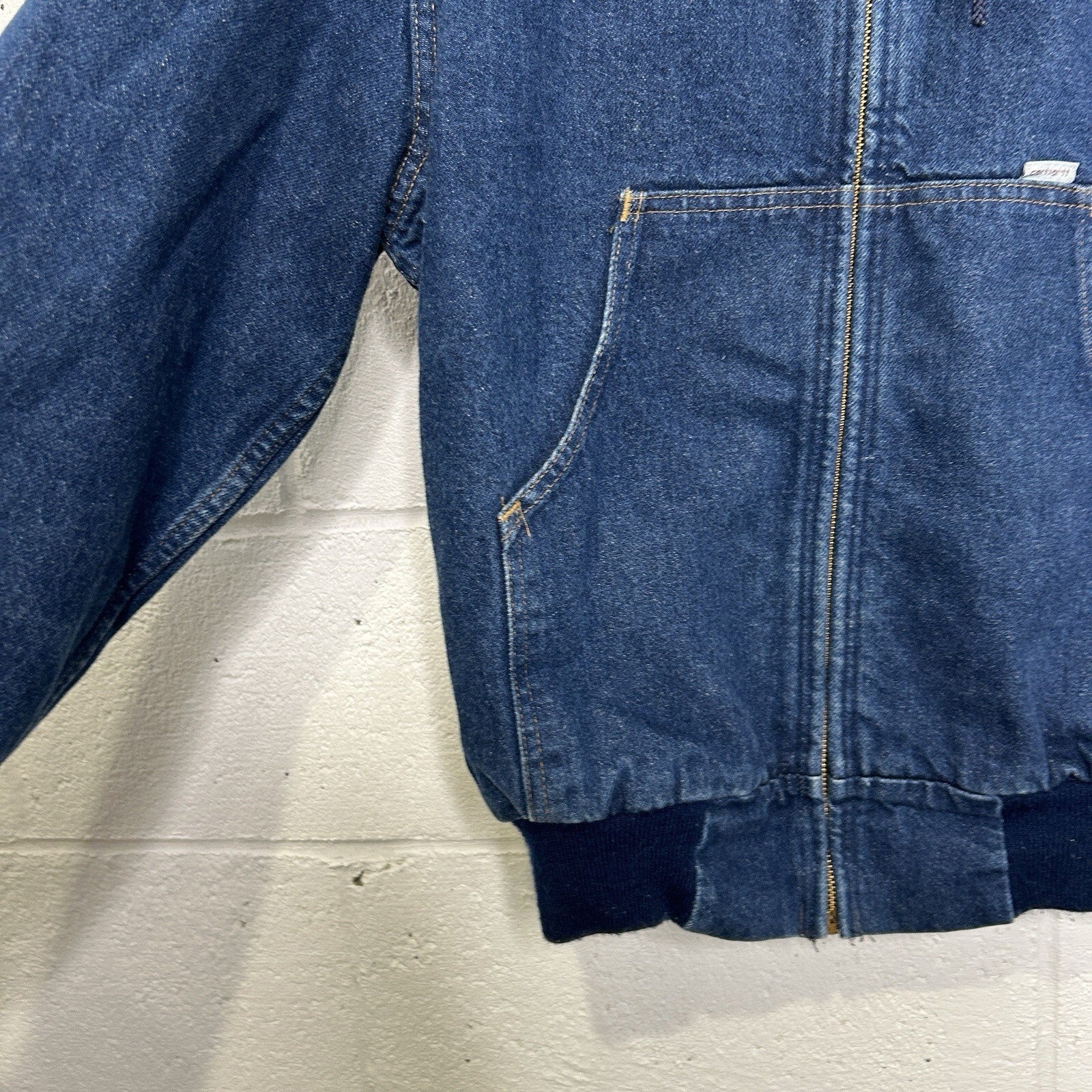 VTG Carhartt Flannel-Lined Hooded Active Jacket “Blue Denim” JF848 Men’s Small
