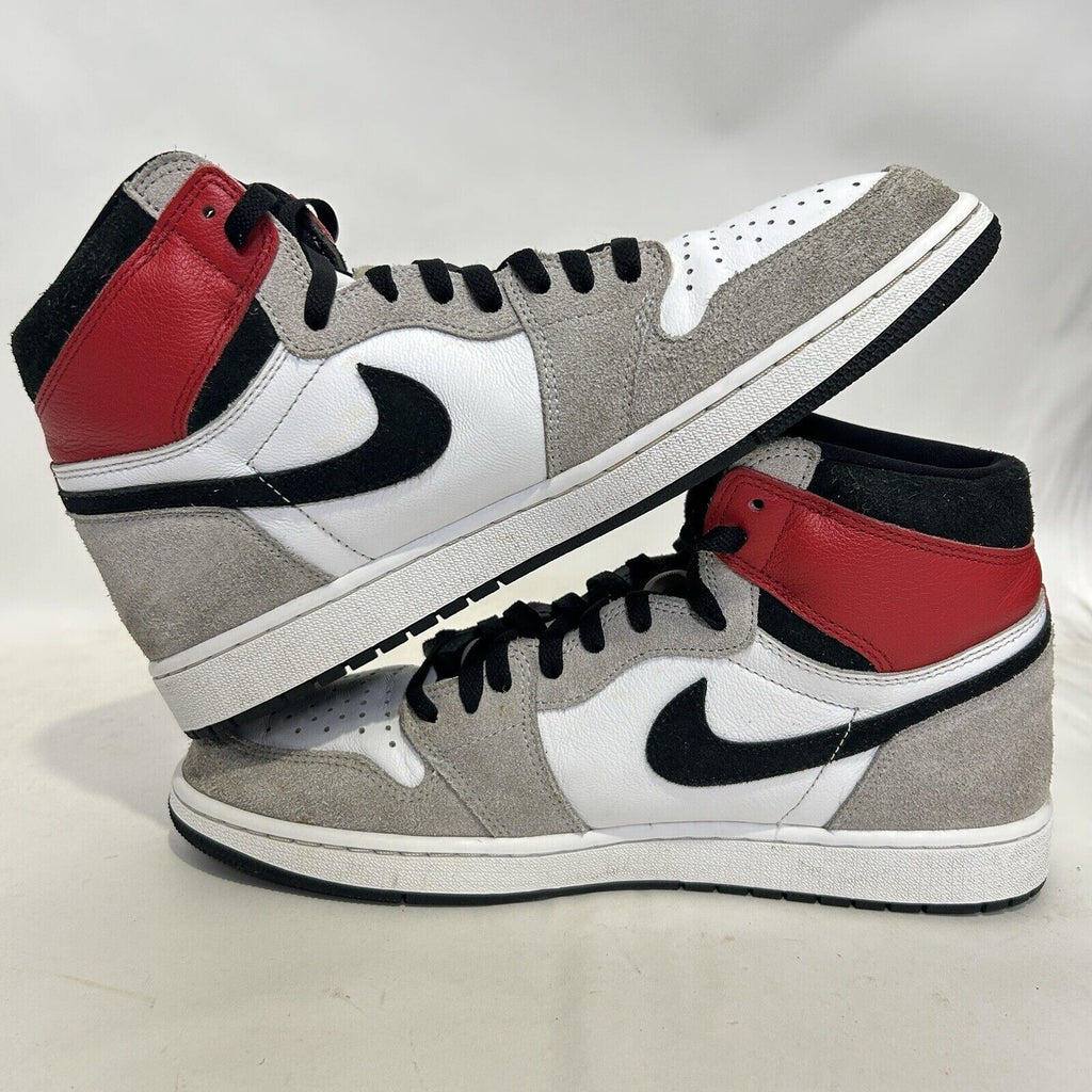 Nike Air Jordan 1 Retro High OG “Light Smoke Grey”