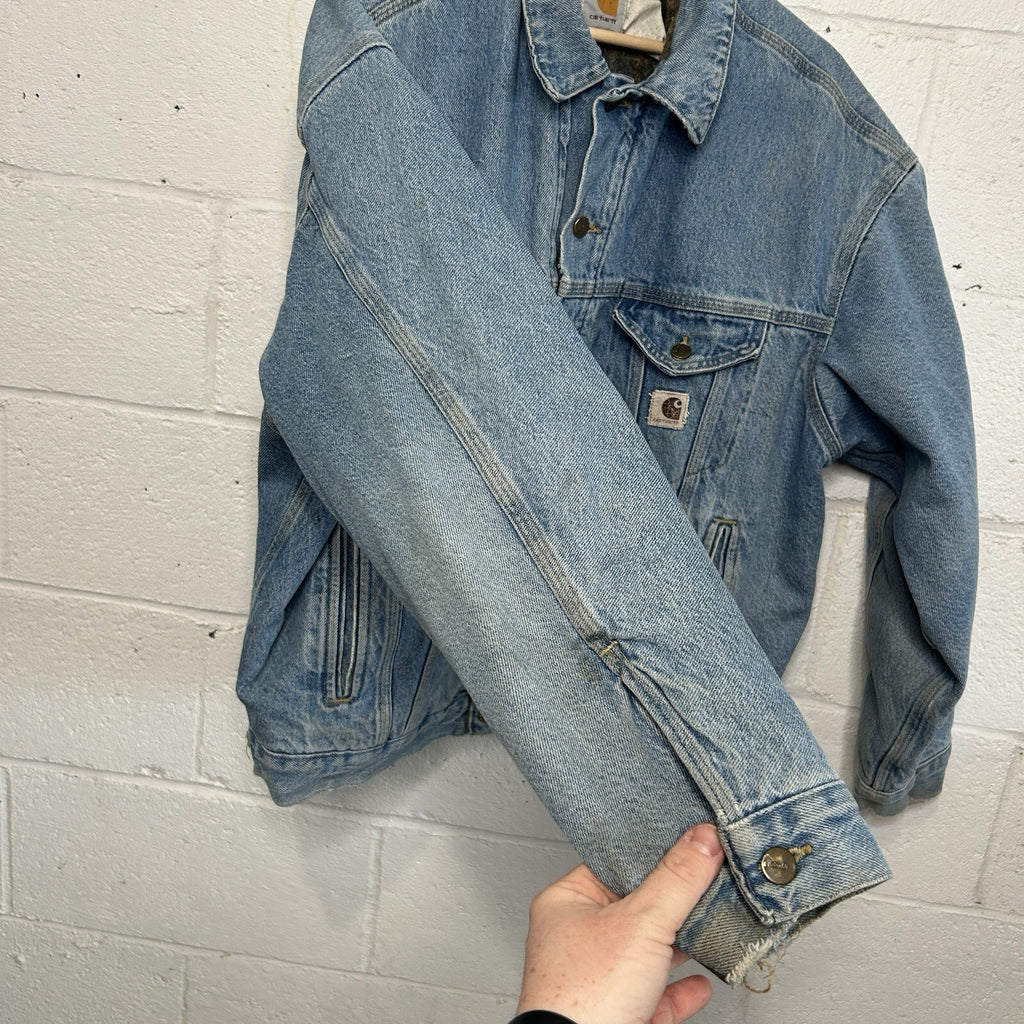 Vintage Carhartt Blanket-Lined Denim Trucker Jacket “Lightwash” JB0908 Men’s L