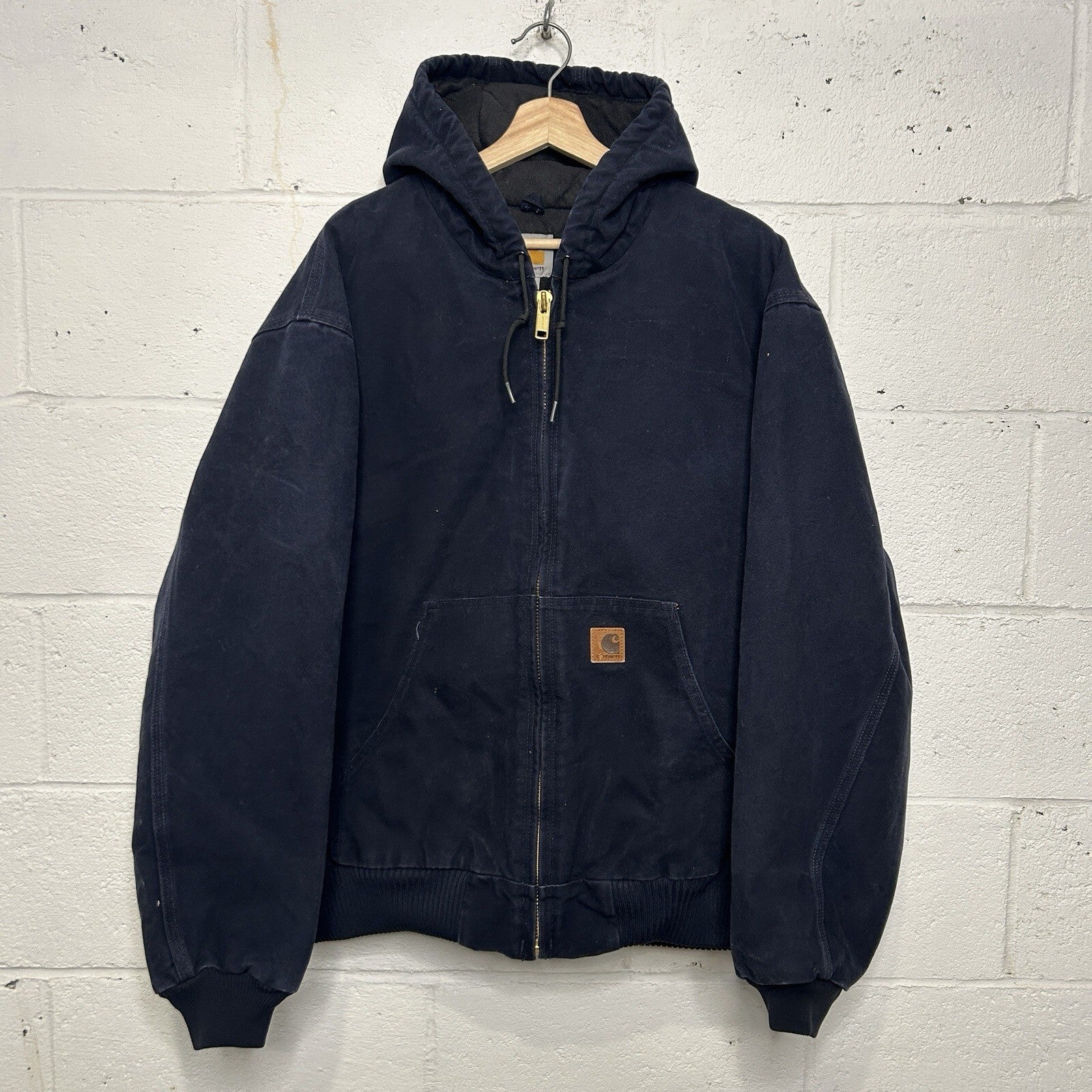 Vintage Carhartt Hooded Active Jacket “Midnight Blue” J130 MDT Men’s X-Large