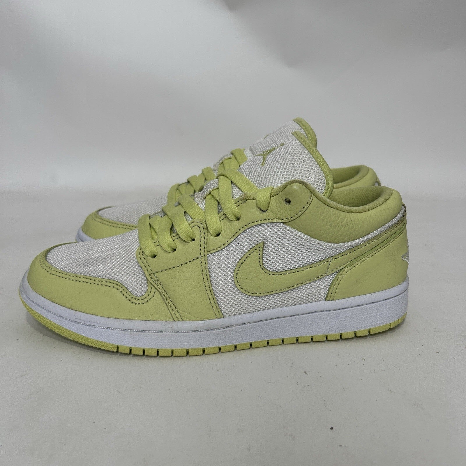 Nike Air Jordan 1 Low WMNS “Limelight/White Light Green” DH9619-103 Women’s 8.5
