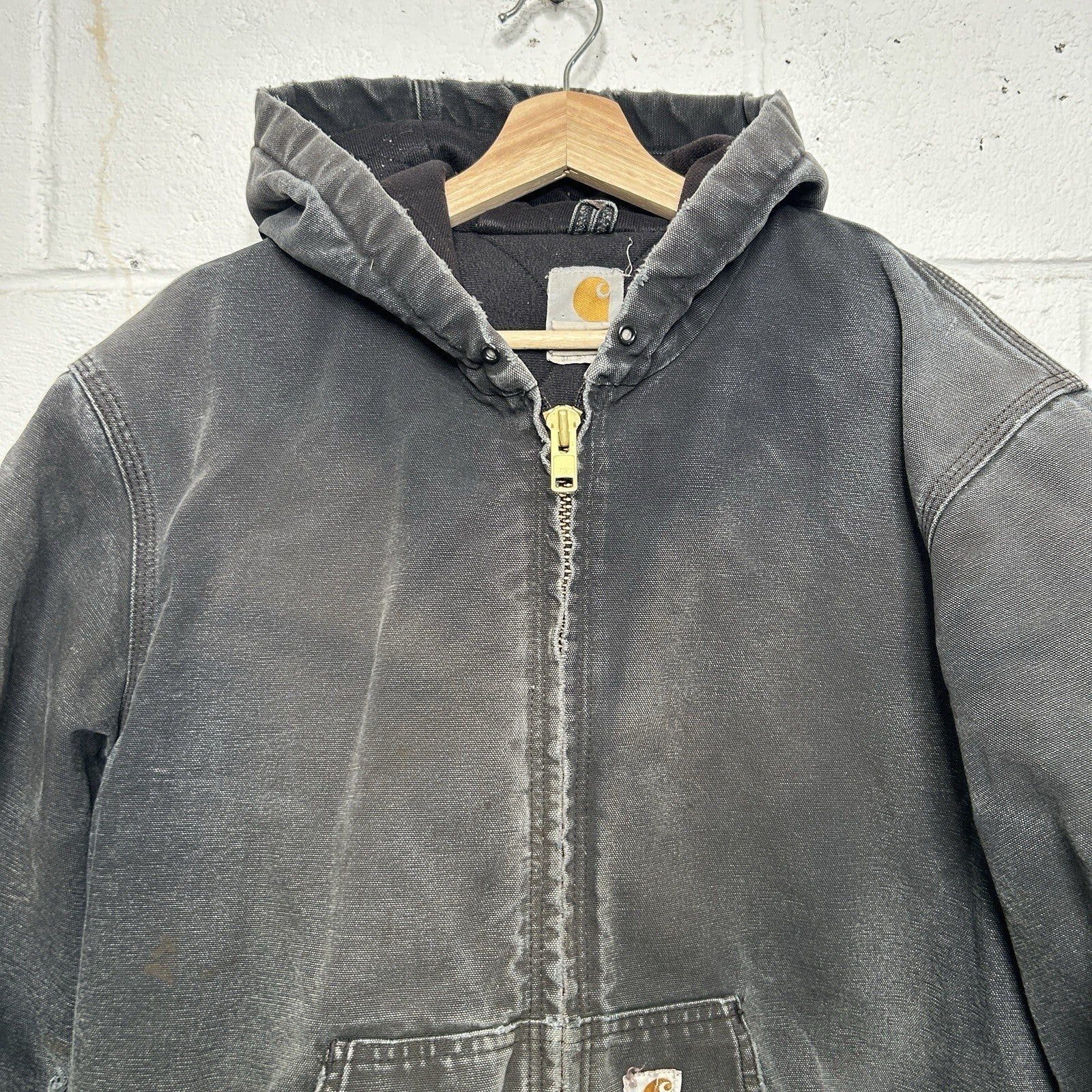 Vintage Carhartt Quilted Hooded Active Jacket “Black” J140 BLK Men’s Medium