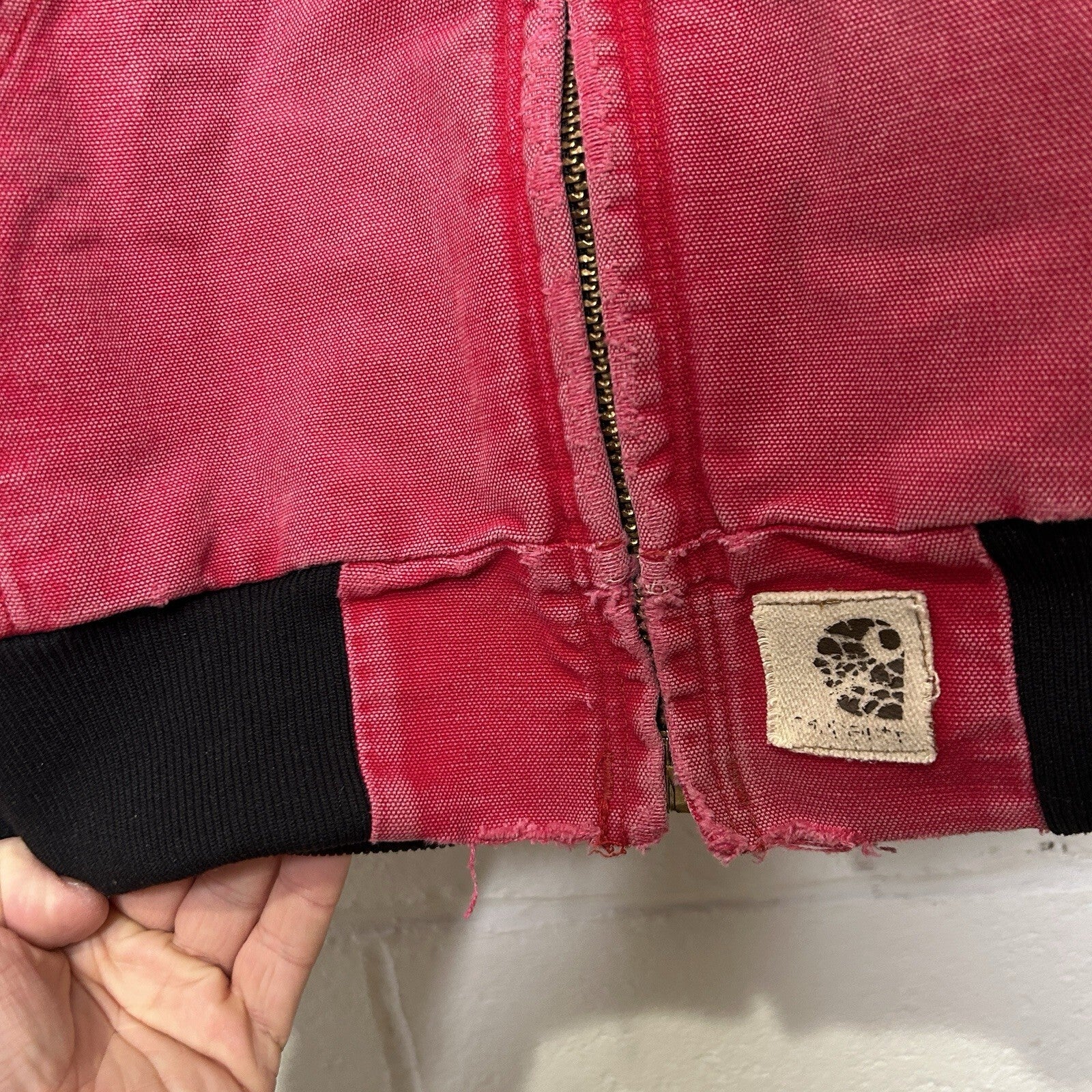 Vintage Carhartt Quilted Hooded Active Jacket “Red Aztec”J79 RED Men’s X-Large