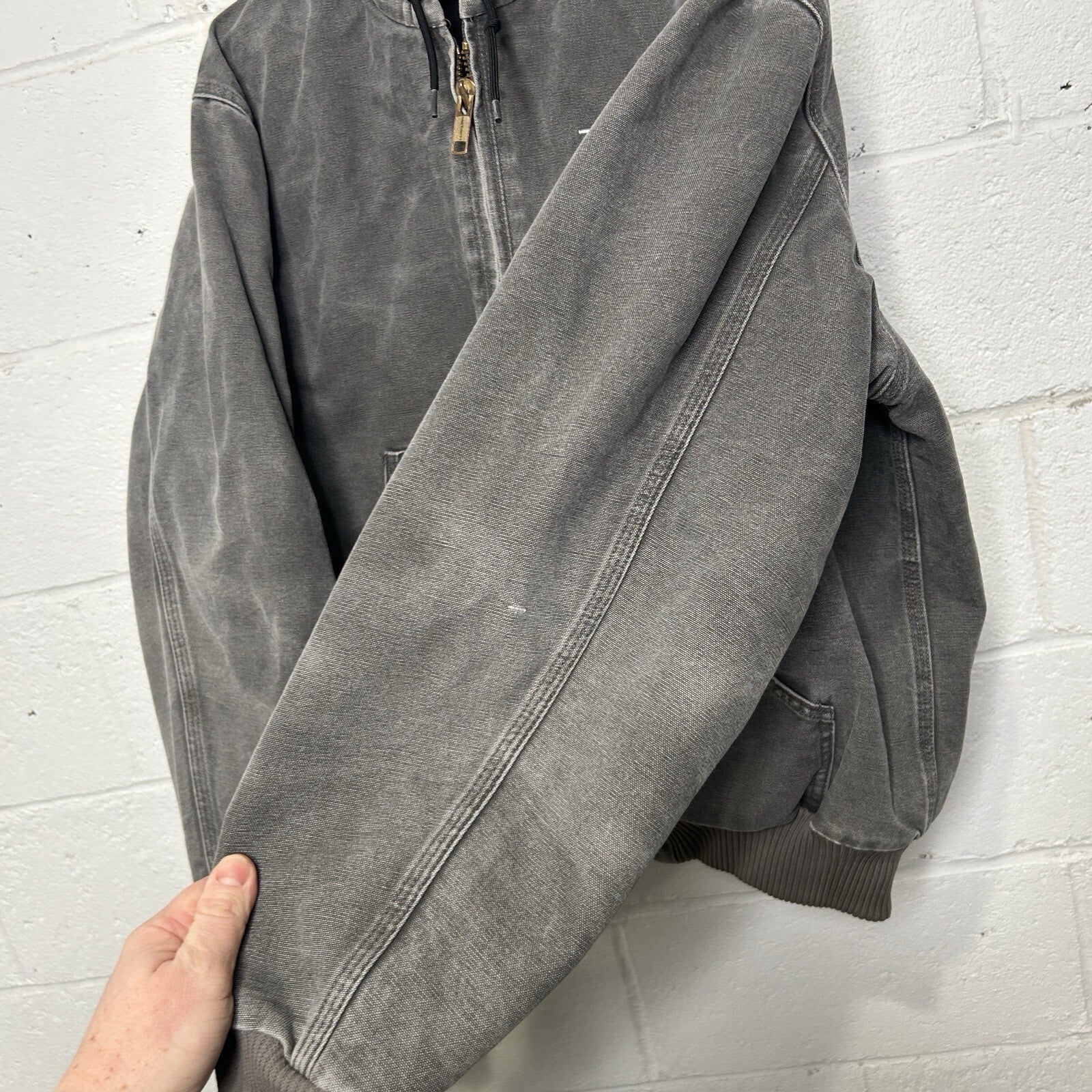 Vintage Carhartt Quilted Hooded Active Jacket “Gravel Grey” J130 GVL Men’s Large