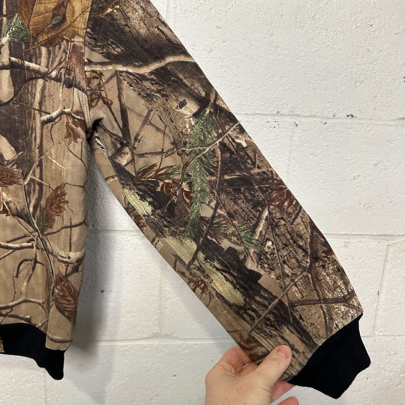 Vintage Carhartt Realtree Thermal-Lined Active Jacket “Camo” YYJ220 CAP Youth L