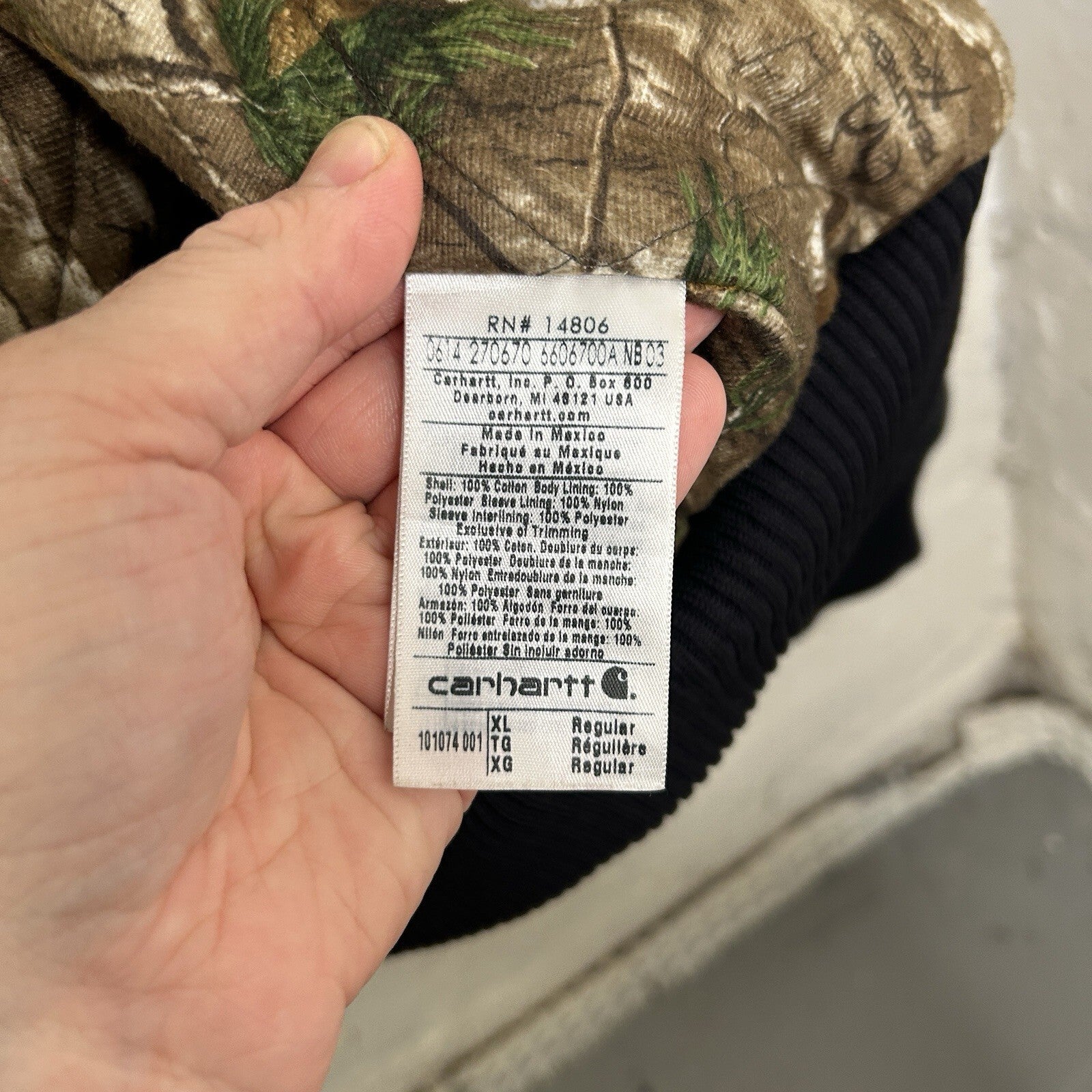Carhartt X Realtree Camo-Lined Hooded Active Jacket “Black” 101074-001 Men’s XL