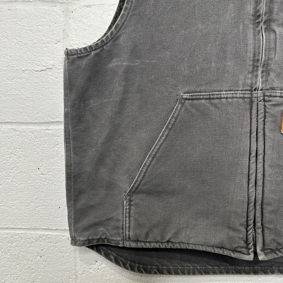 Carhartt Sandstone Sherpa-Lined Vest “Gravel” V33 GVL
