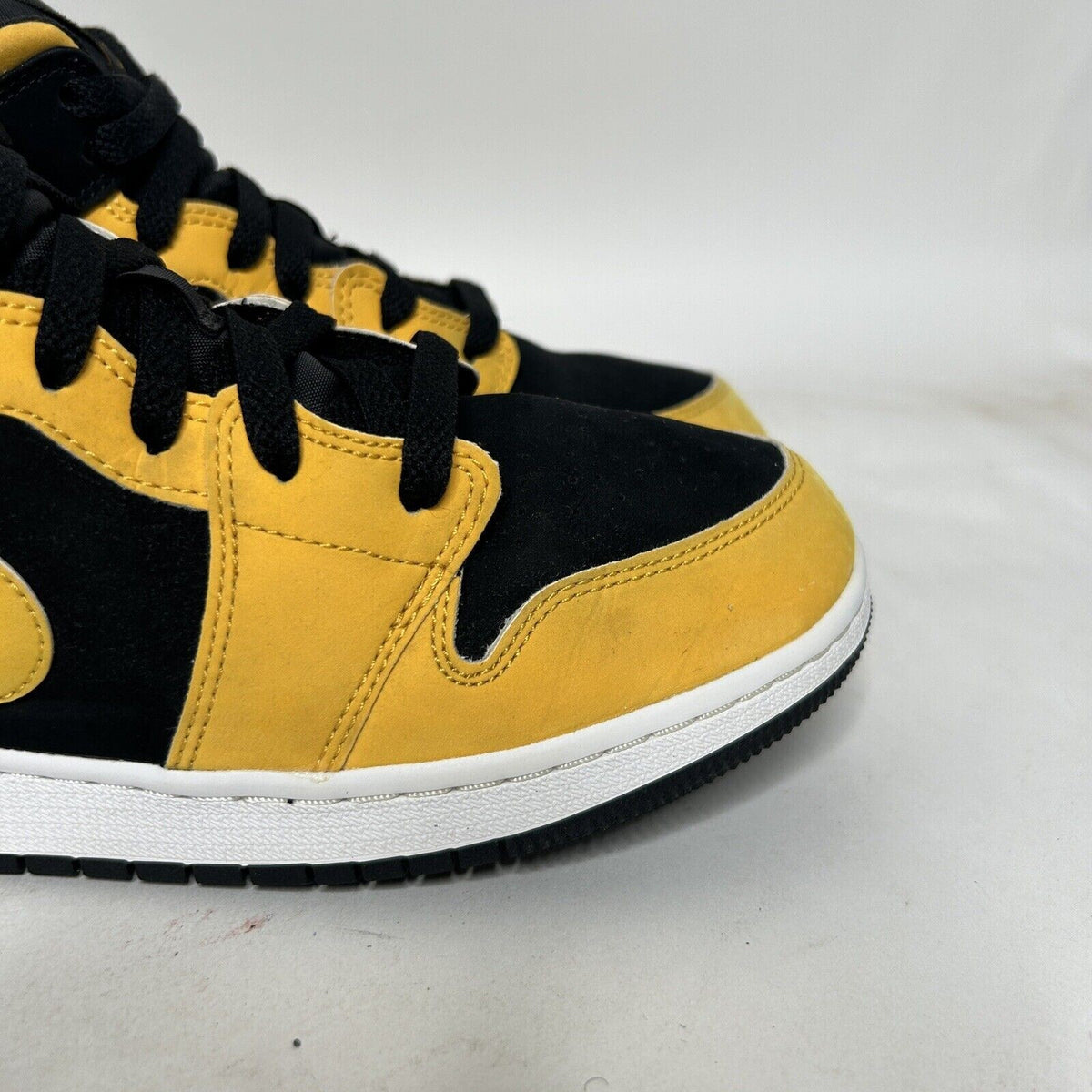 Nike Shoes Air Jordan 1 Retro Mid GS “Reverse New Love” 2024