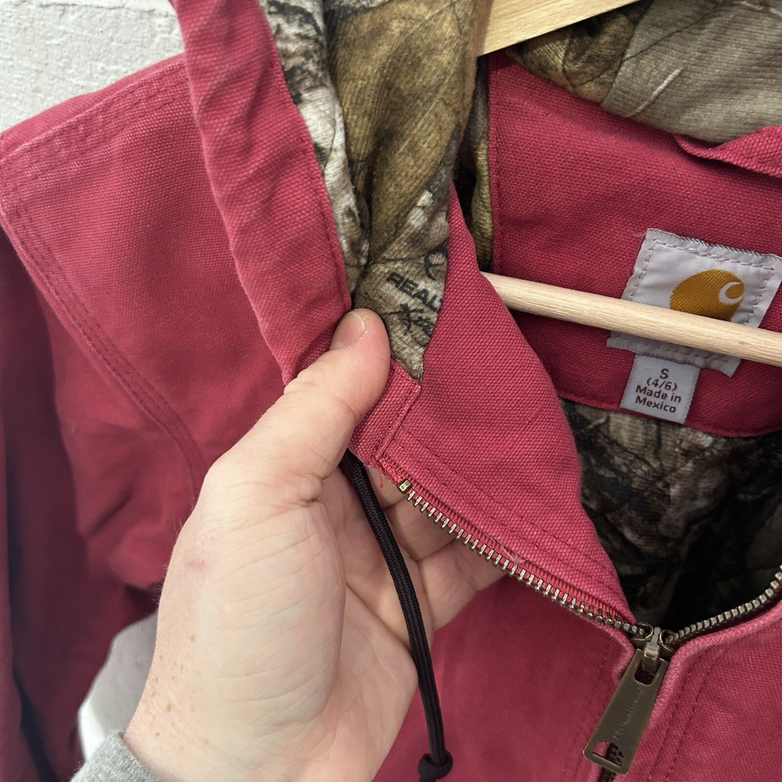 Carhartt Quilted Camo-Lined Hooded Active Jacket “Crabapple” 101732-624 Small