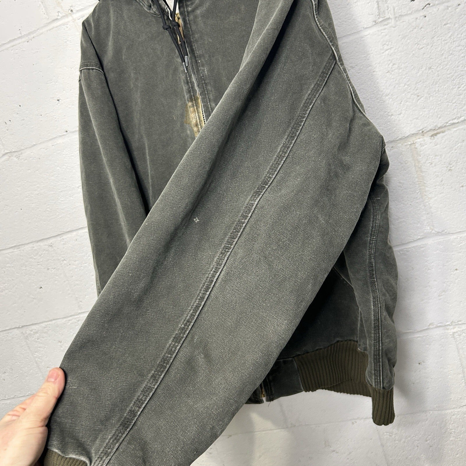Vintage Carhartt Quilted Hooded Active Jacket “Moss” J130 MOS Men’s X-Large