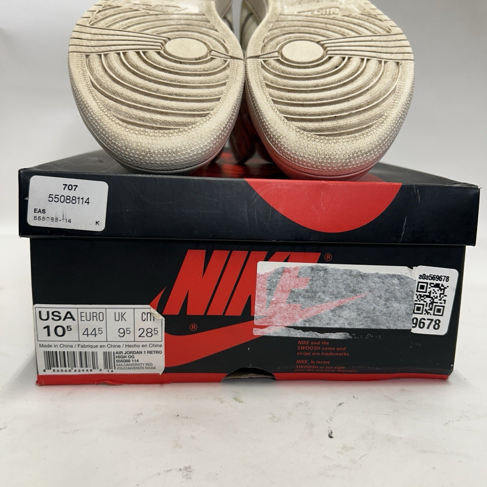Nike Air Jordan 1 Retro High OG “Sail” 555088-114 Men’s 10.5 Worn