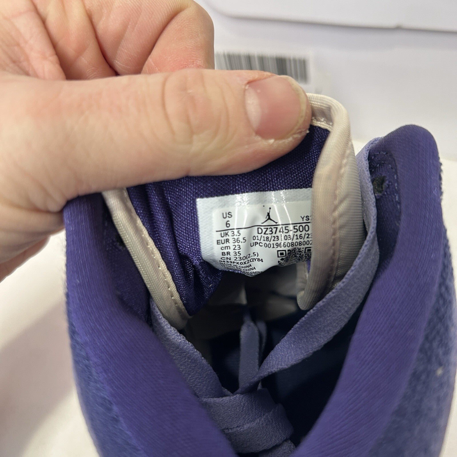 Nike Air Jordan 1 Mid SE WMNS “Light Purple Chenille” DZ3745-500 Women’s 6 New