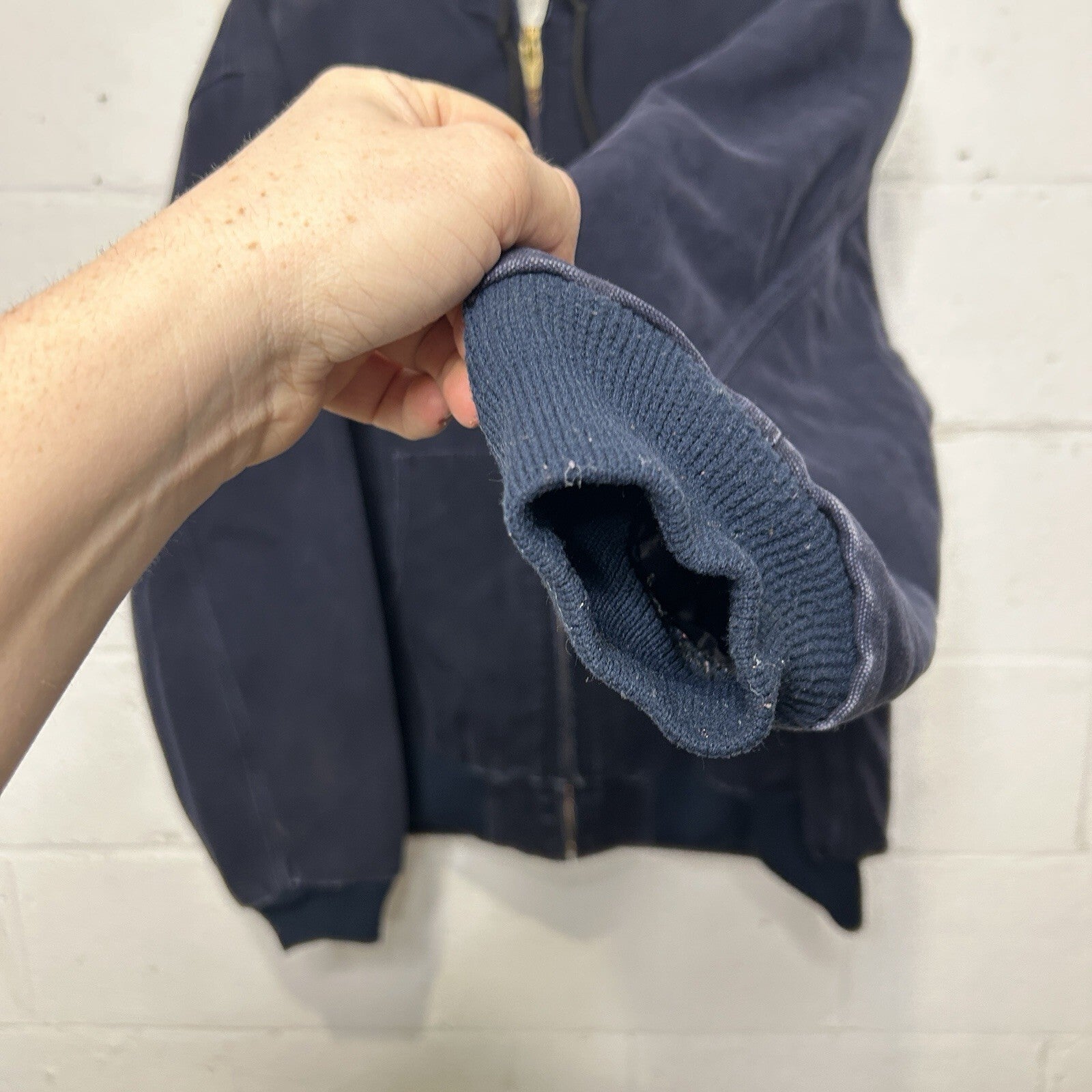 Vintage Carhartt Hooded Active Jacket “Midnight Blue” J130 MDT Men’s 2XL