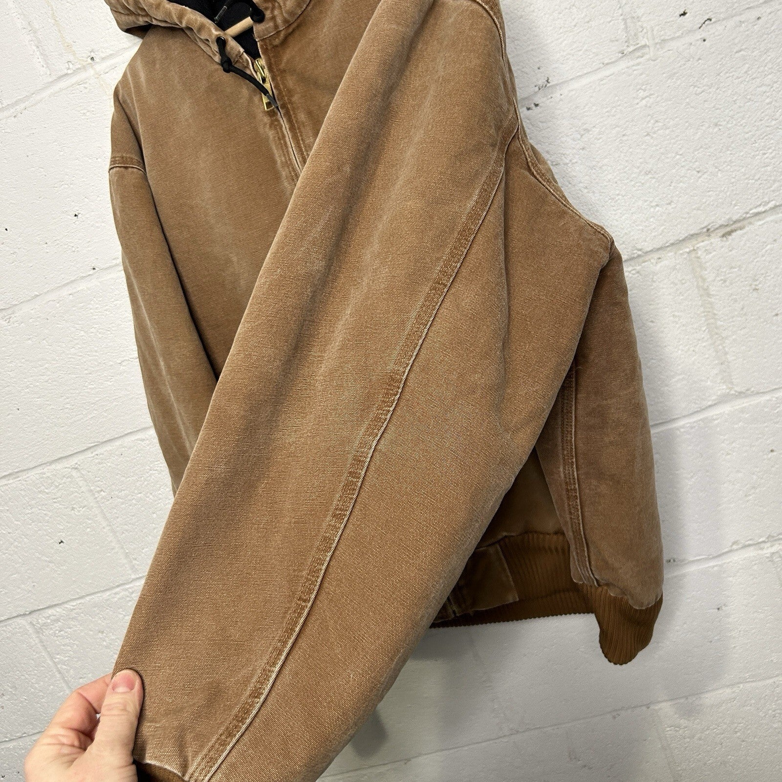 Carhartt Hooded Quilt-Lined Active Jacket “Brown” J130-211 Men’s X-Large