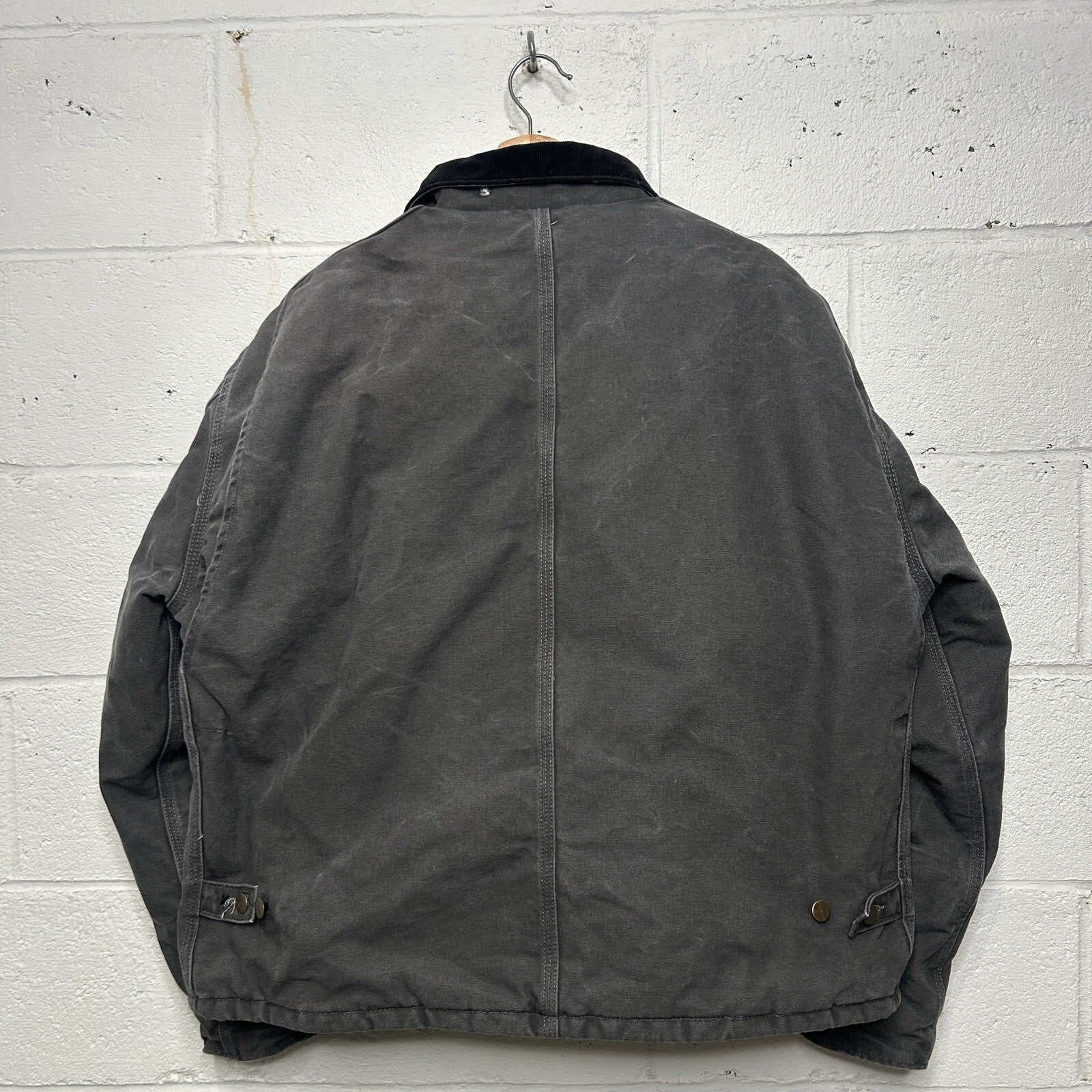 Carhartt Quilted Traditional Artic Jacket “Gravel/Grey” J22 GVL Men’s X-Lar